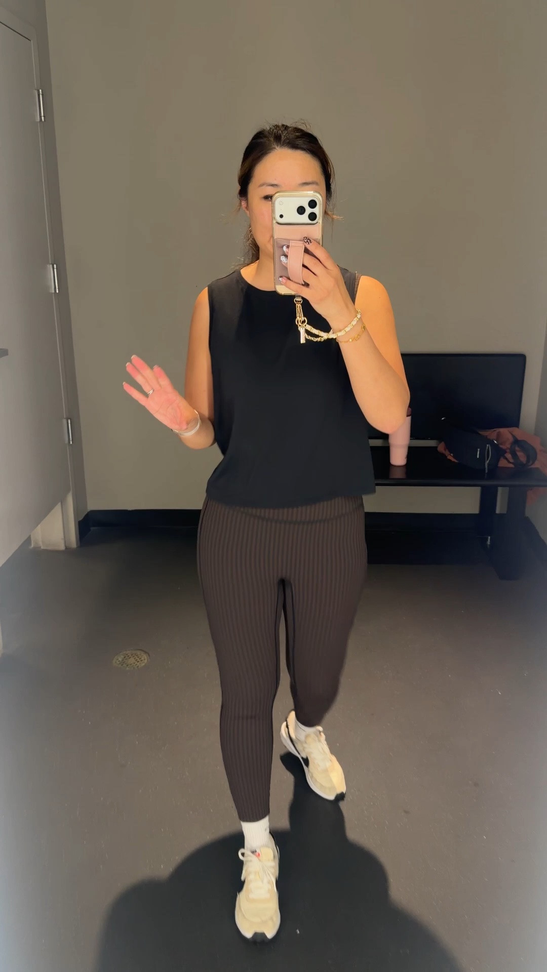 My workout outfit 
Sports bra: Medium
Leggings: Medium
Cakes Nipple Covers (code: CAKESQ3SANDY for 21% off)