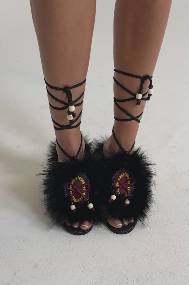 AKIRA GOLD UMIKA BLACK FUR BLOCK SANDAL | AKIRA