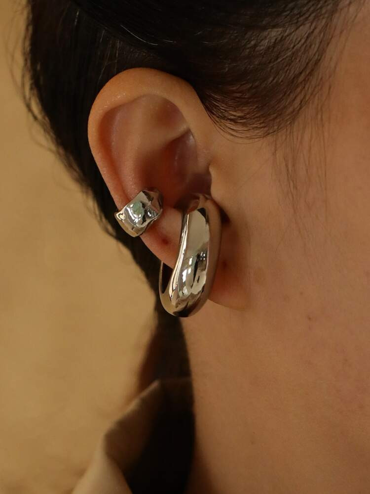2pcs Solid Ear Cuff | SHEIN