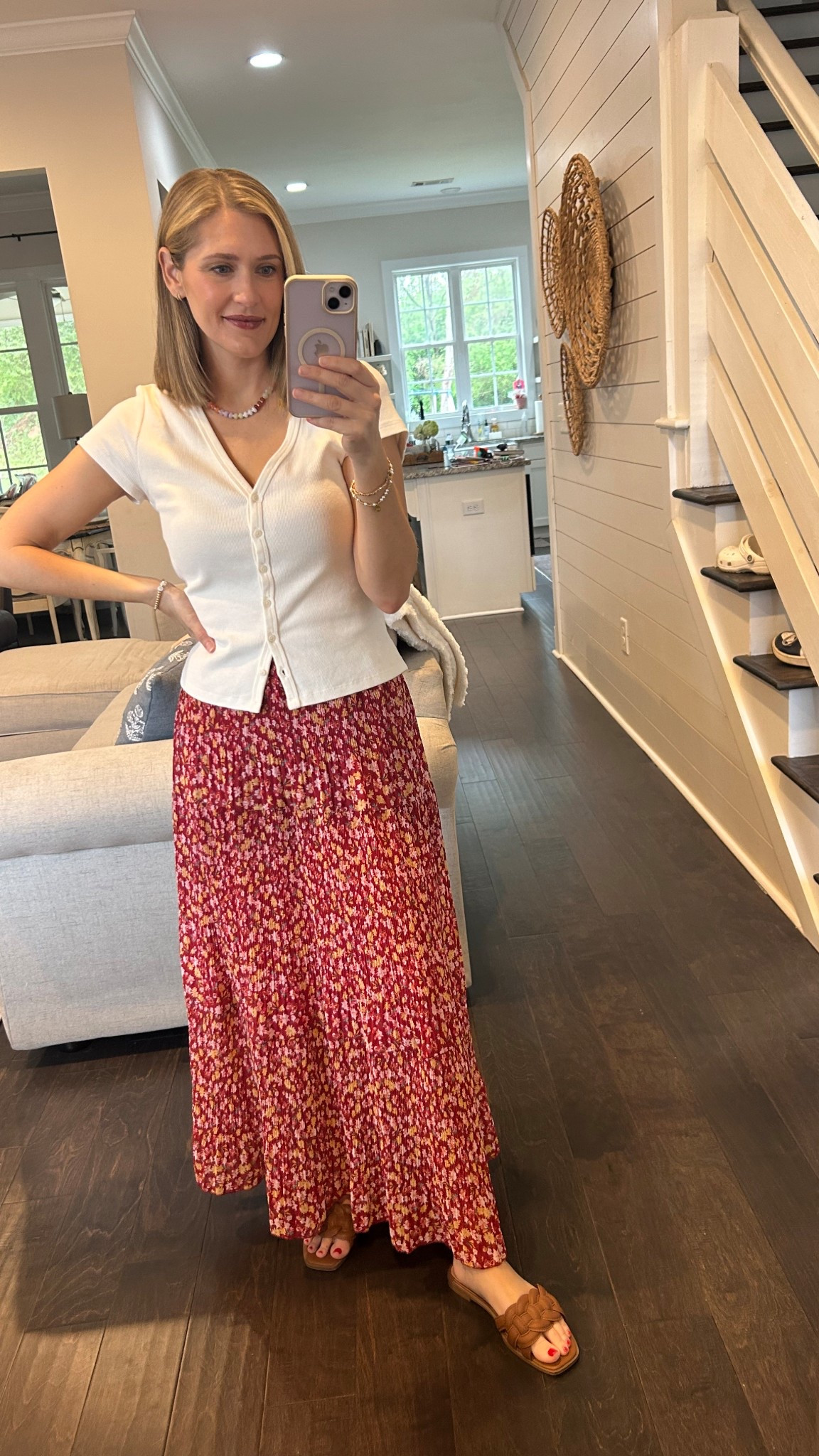 Amazon floral skirt for the win!

#springskirt #amazonfind #amazonskirt #momstyle