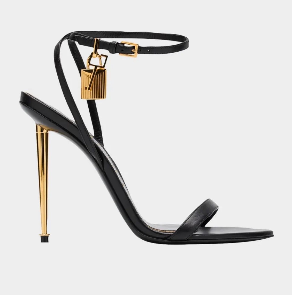 😍 tom ford heels

#LTKgrwm