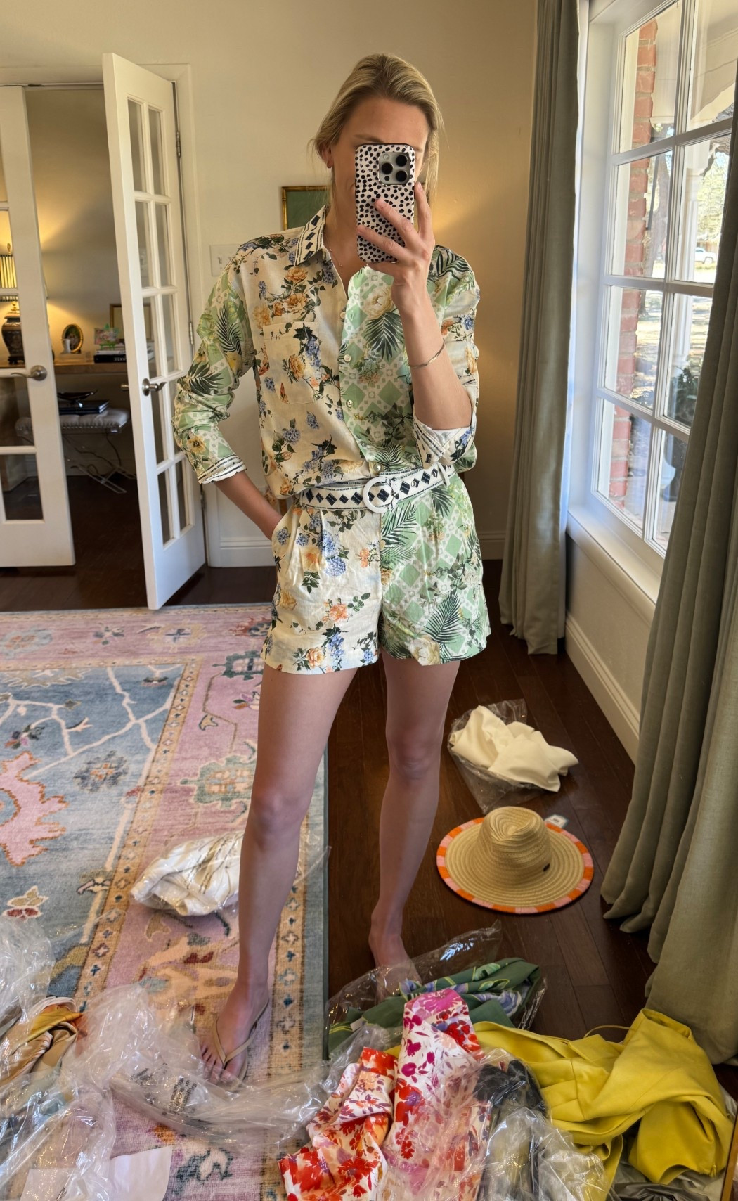 This set looks and feels so luxe! Under $80 for the entire set! Wish I would have gotten the small vs xs in the shorts! Giving Zimmerman vibes! 