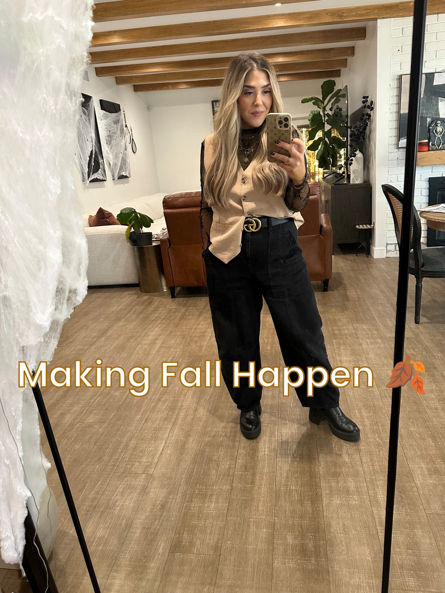 What do ya know, another pair of pants from target! 
When I create an outfit I try to recreate it another day but tweak it a little so I’m not repeating the same exact look. #behindthechairfit #workoutfit #momfashion

#LTKMidsize #LTKFindsUnder50