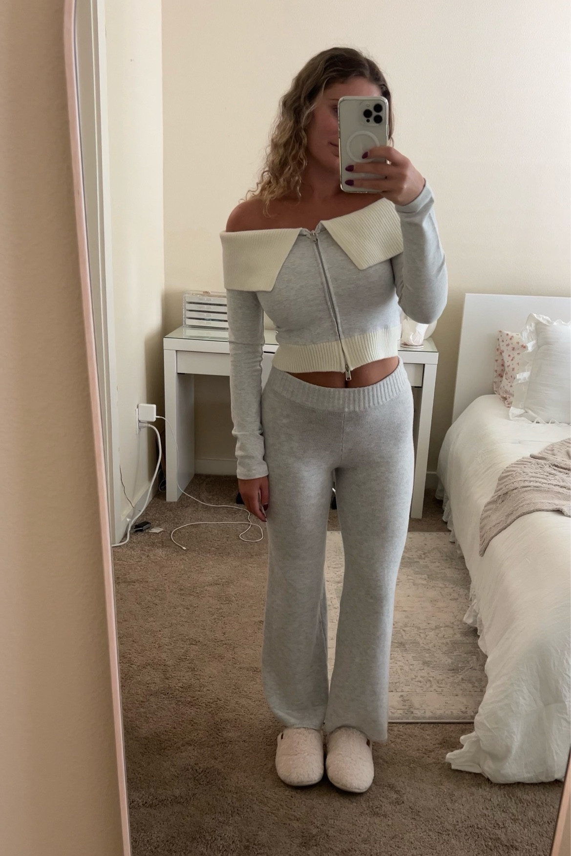 This outfit takes your day time running errands/ brunch/ going to get coffee outfit to a whole new level! You can even dress up this outfit by throwing on a pair of light washed jeans with the zip up☺️

#LTKStyleTip #LTKSeasonal #LTKGiftGuide