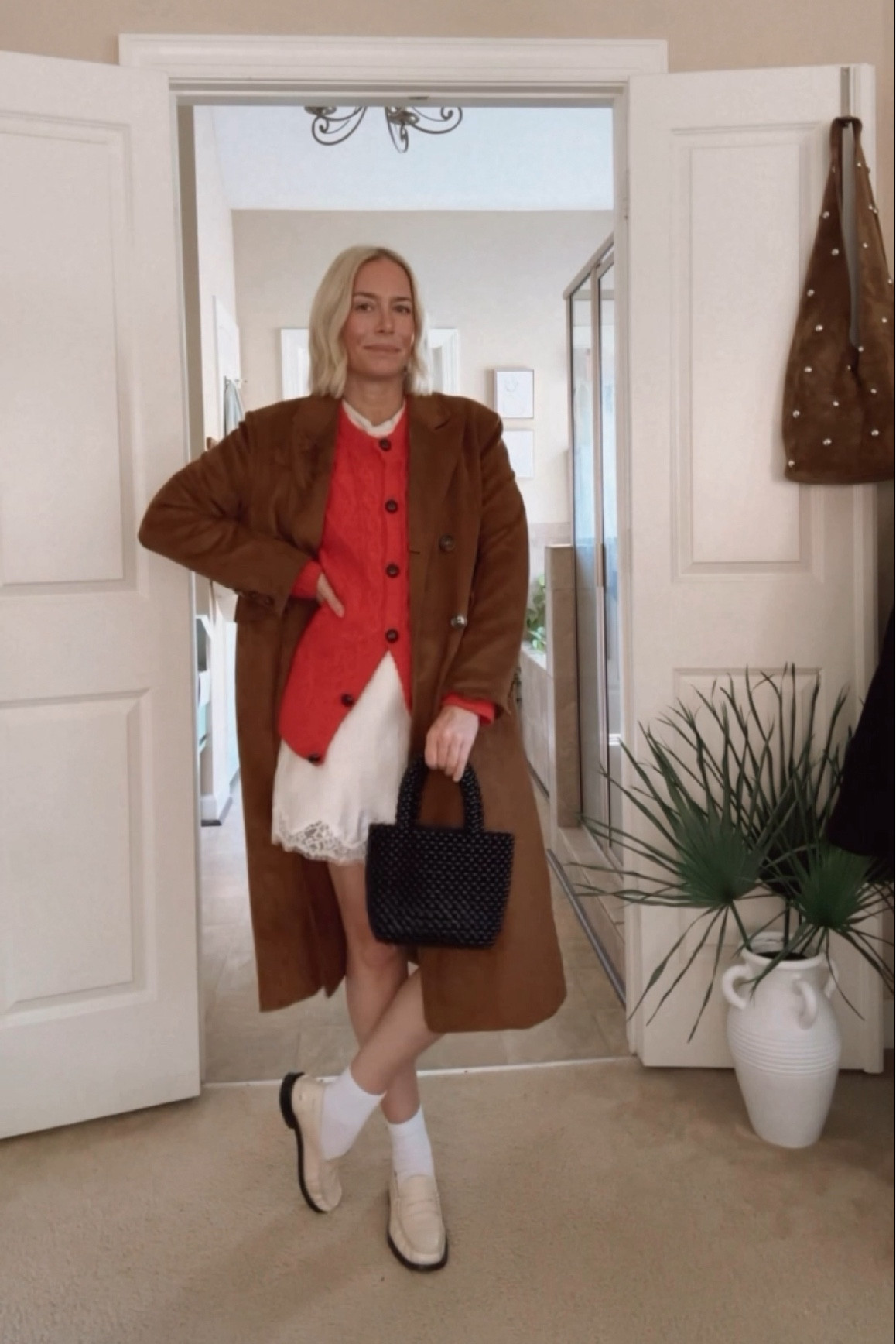 Holiday Suede & Red ❤️

Jacket - XS
Sweater - M
Skirt - S

#LTKCyberWeek #LTKStyleTip #LTKHoliday