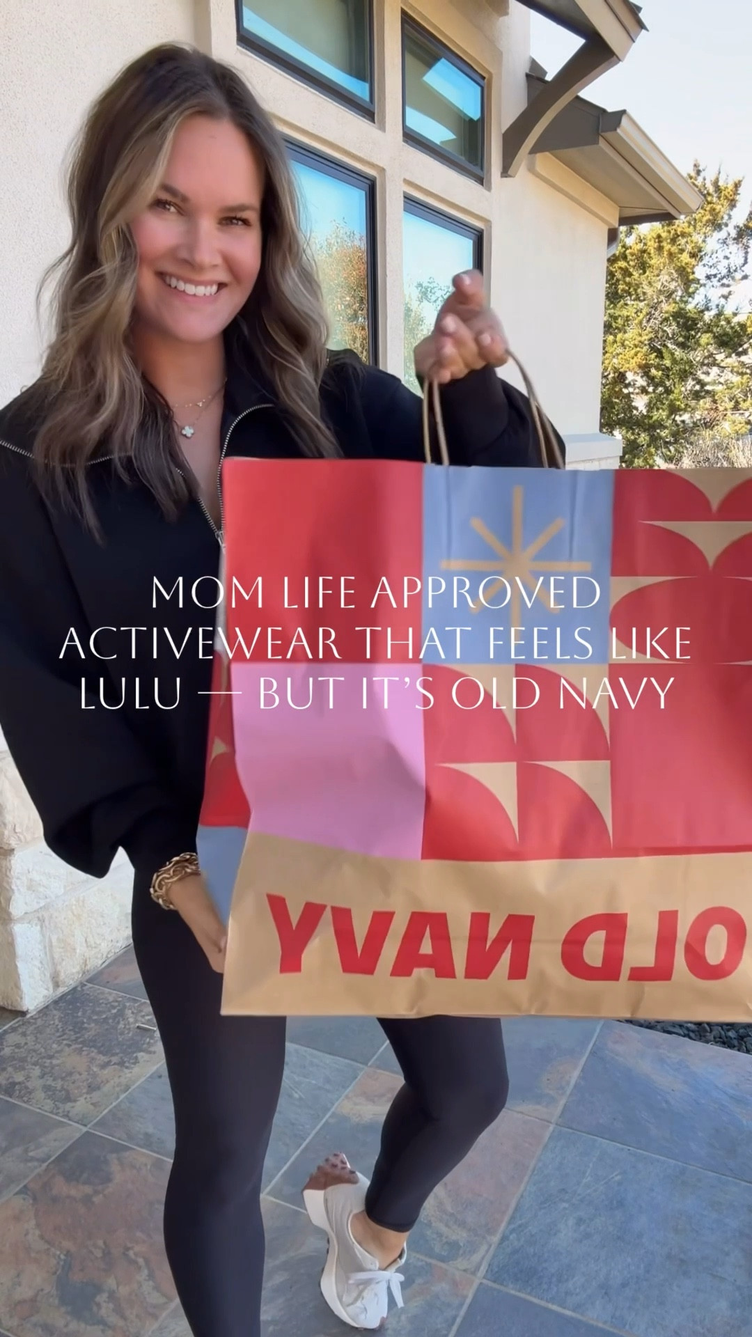 Comment “OLD NAVY” for details. Lulu vibes… but make it Old Navy 😮‍💨🖤
These Old Navy finds are giving that buttery, sculpted feel — and the leggings are 50% OFF right now (run, don’t walk).
Flattering, comfy, and perfect for mom life, errands, workouts, or couch → carpool days. If you love luxury looks for less, this sale is it.

#LTKmomlife #LTKSaleAlert #LTKActive