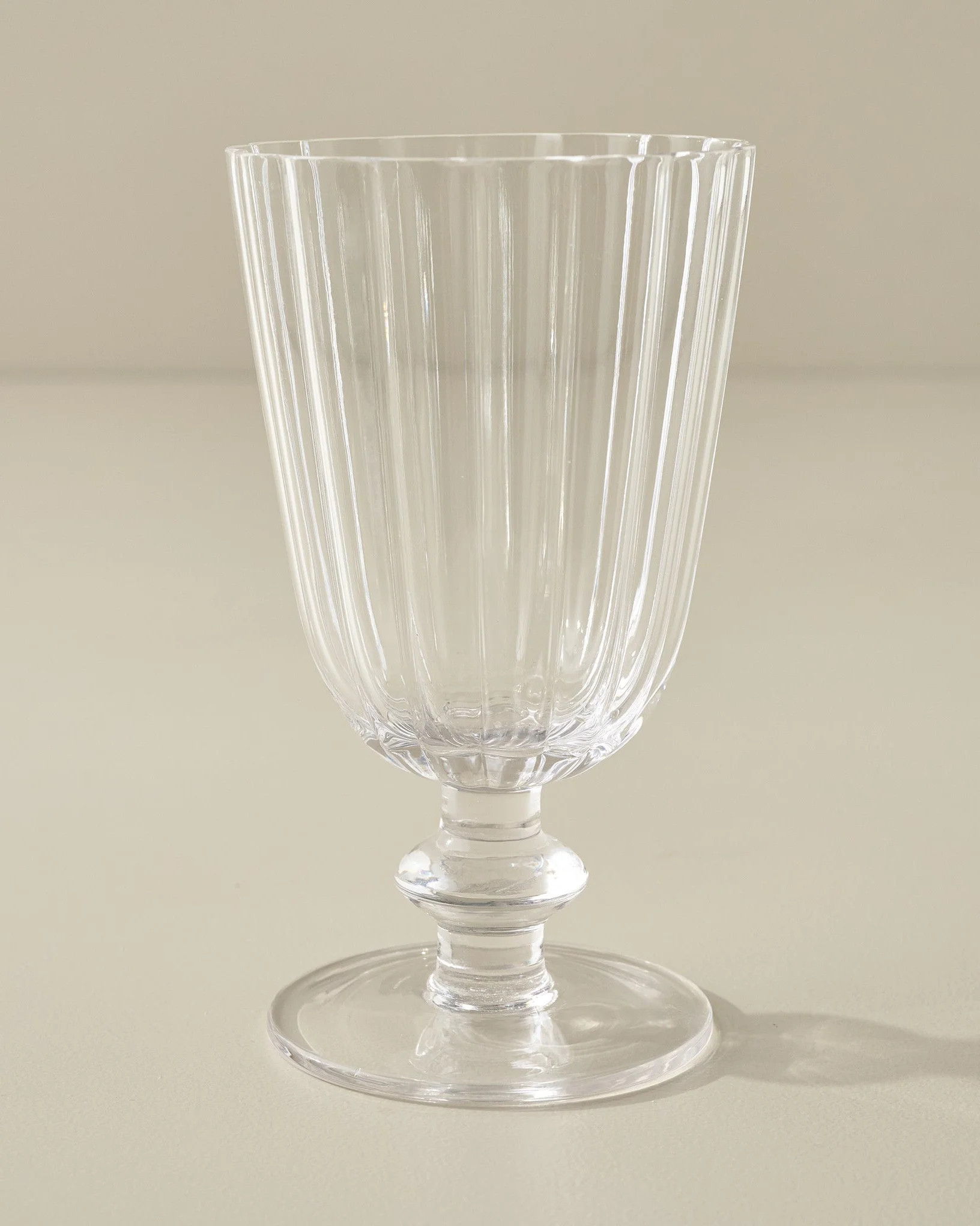 Scalloped Rim Glass Tumbler | Magnolia