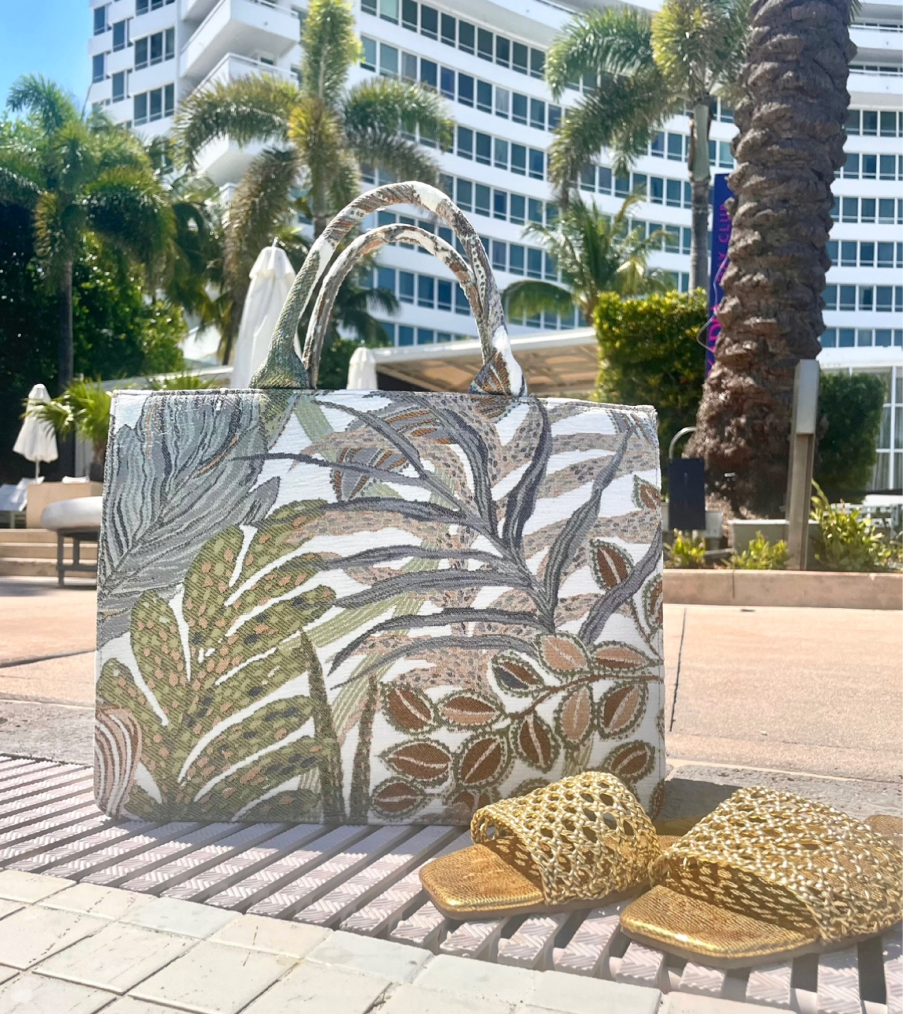 Perfect summer tote bag — embroidered leaf print vacation tote bag.
My staple summer gold sandals, that match with literally any outfit🌴 

Summer
Formal dress 
Wedding guest dress 
Fancy dress
Designer dress
Spring sale
Fashion 
style 
Outfit 
Vacation style 
Resort style 
Beach 
Travel
Mini dress
Zara 
ASOS
Abercrombie 
Nordstrom 
Express
Mango
Plus size 
Shein 
H&M
Bow 
Lulus
Revolve
Floral
Flower 


#LTKitbag #LTKswim #LTKsalealert