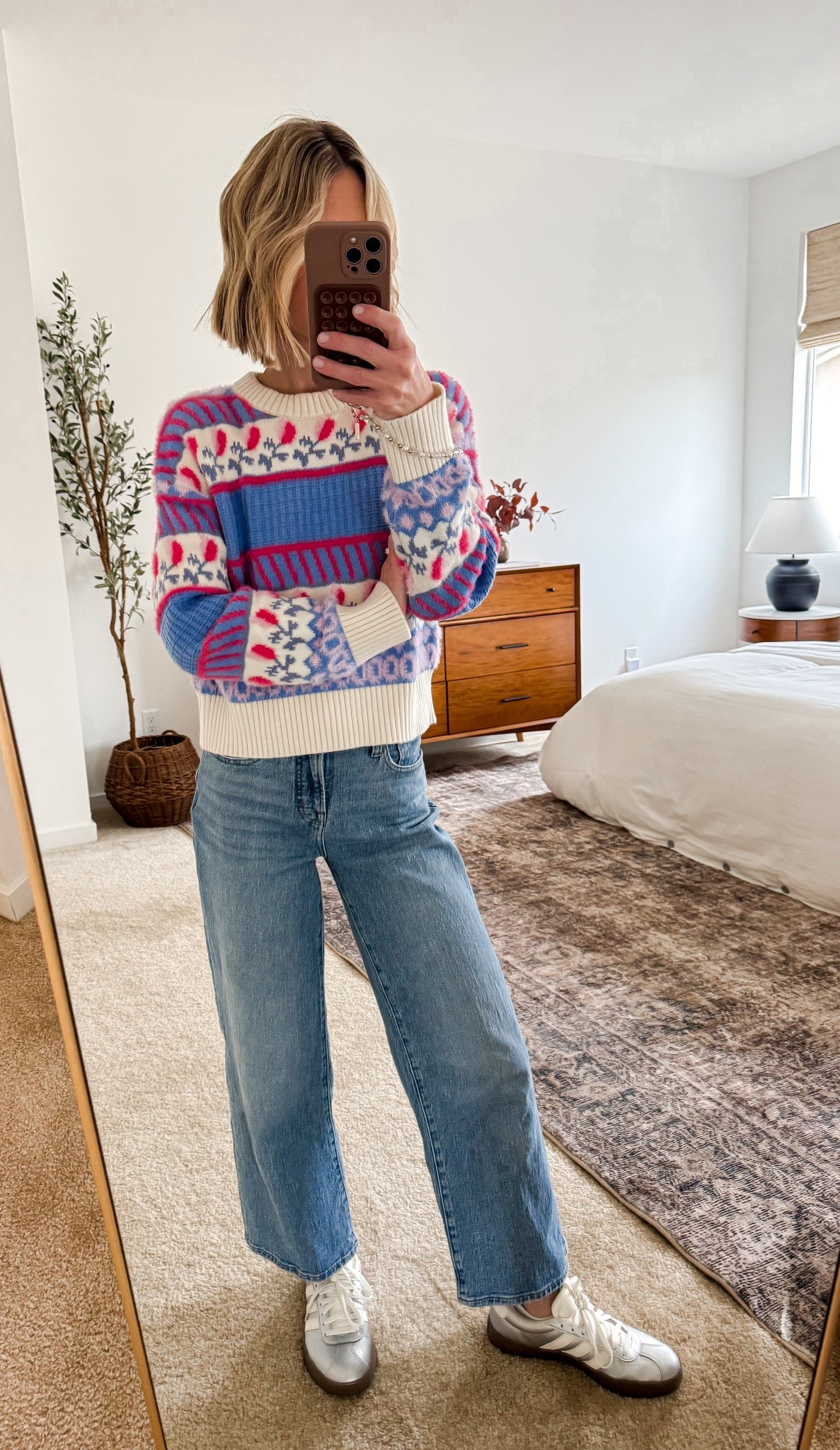Valentine’s Day Party
Valentine’s Day
Spring Sweater
Wide leg jeans
Madewell Denim
Target sweater
Sneakers
Adidas 
Metallic Sneakers
Mom Look
Mom Outfit


#LTKmomlife #LTKootd #LTKValentine