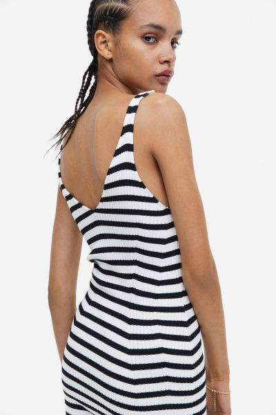 Rib-knit Bodycon Dress - Black/white striped - Ladies | H&M US | H&M (US + CA)