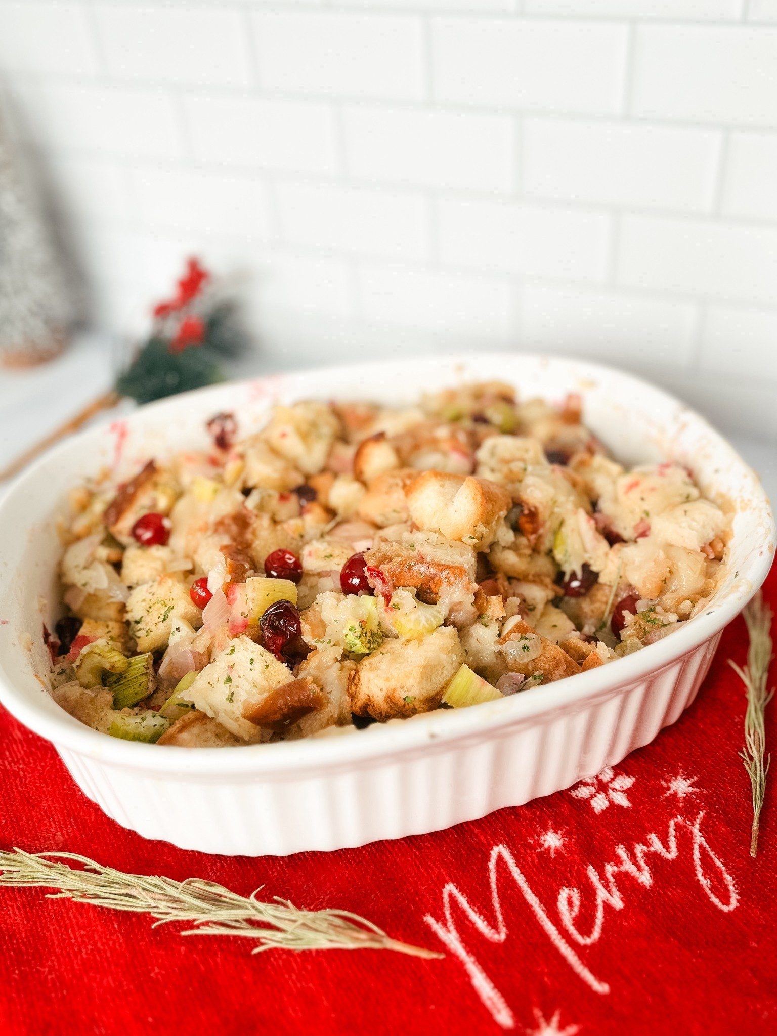 Kitchen corningware for oven baking are on sale! 

Christmas Recipes Food Kitchen Baking Festive Holiday Bakeware Black Friday Sale

#LTKfoodie #LTKCyberWeek #LTKHoliday