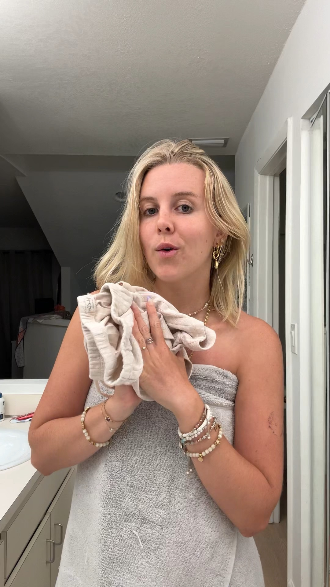 Wellness girly bedtime routine!! 

#LTKWatchNow #LTKHome #LTKBeauty