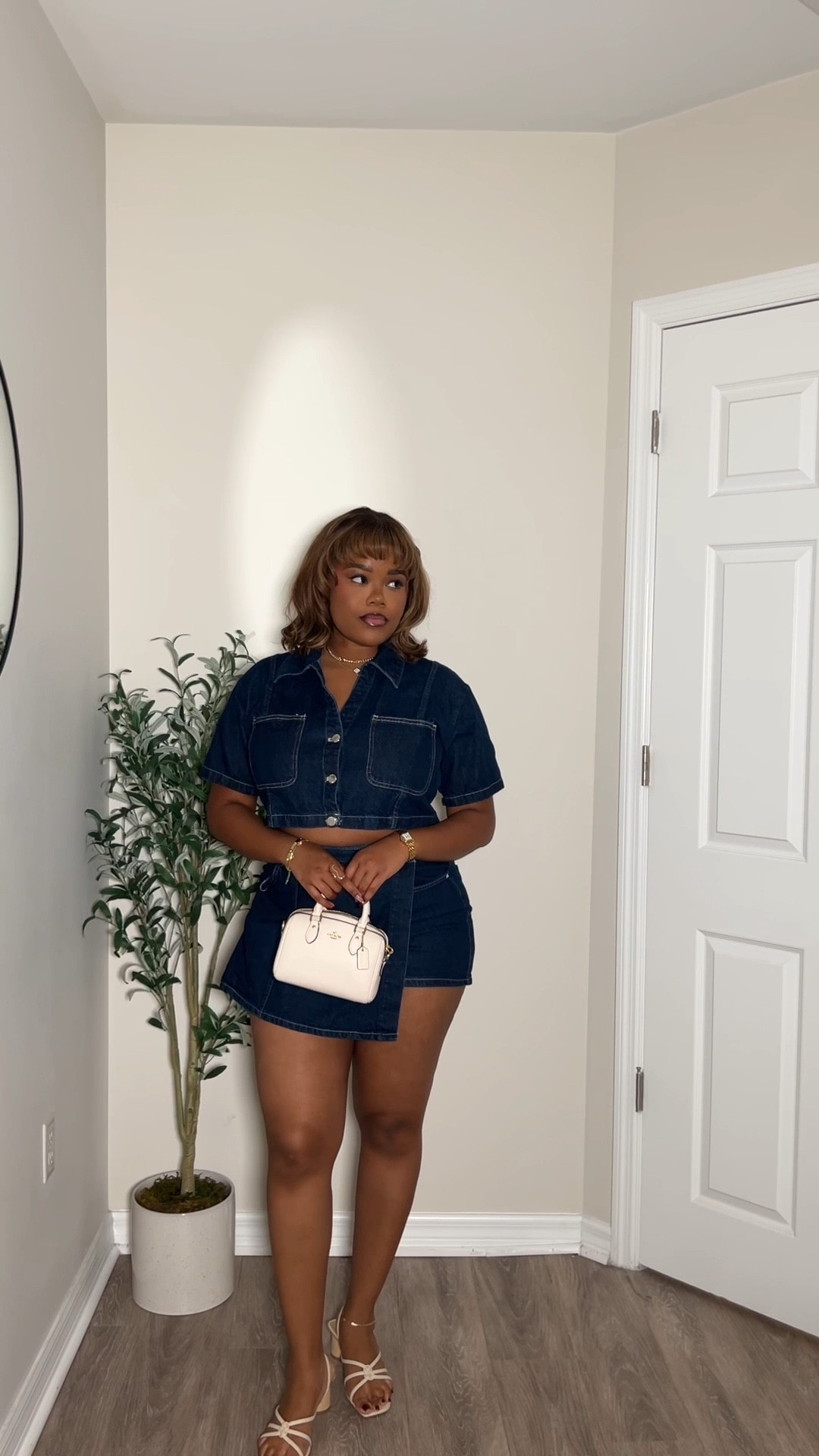 Get dressed with me to see Anthony Joshua and Jake Paul fight in Miami. I’m wearing a denim two piece set in XL with gold jewelry accessories and a beige purse and heels. Any body shape friendly. #curvyfashion #denimoutfit #twopieceset #denimskort #denimtwopieceset #midsizefashion

#LTKgrwm #LTKootd #LTKMidsize