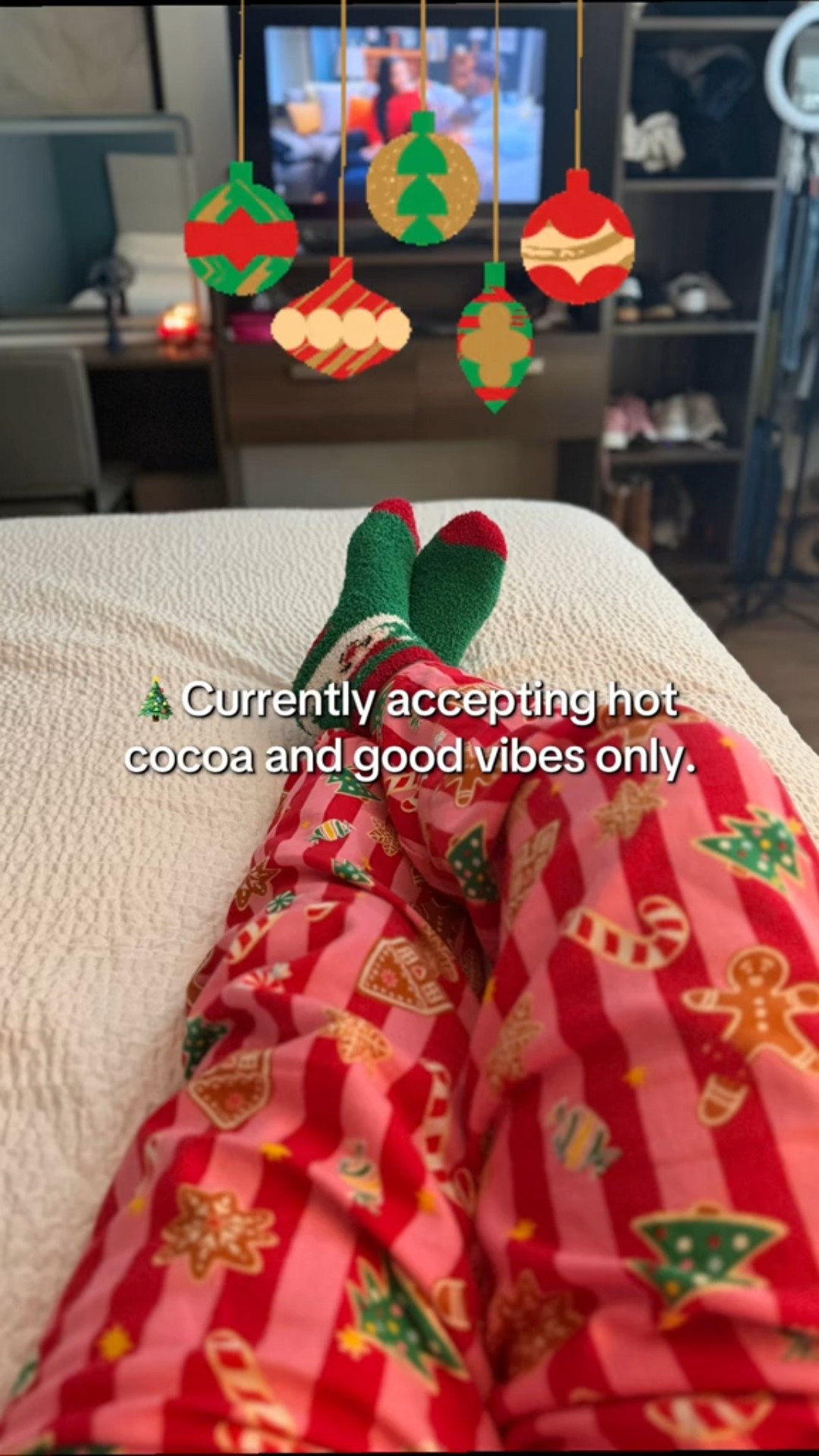 🎬 Festive pajamas, fuzzy socks, and a good show—perfect combo. 

#LTKSeasonal #LTKHoliday