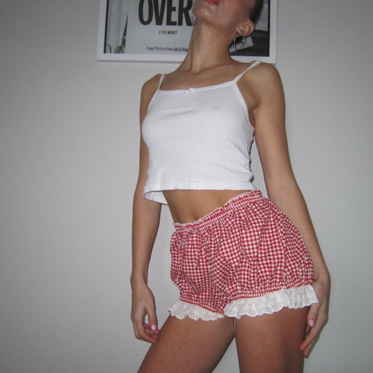 gingham bloomers🍎