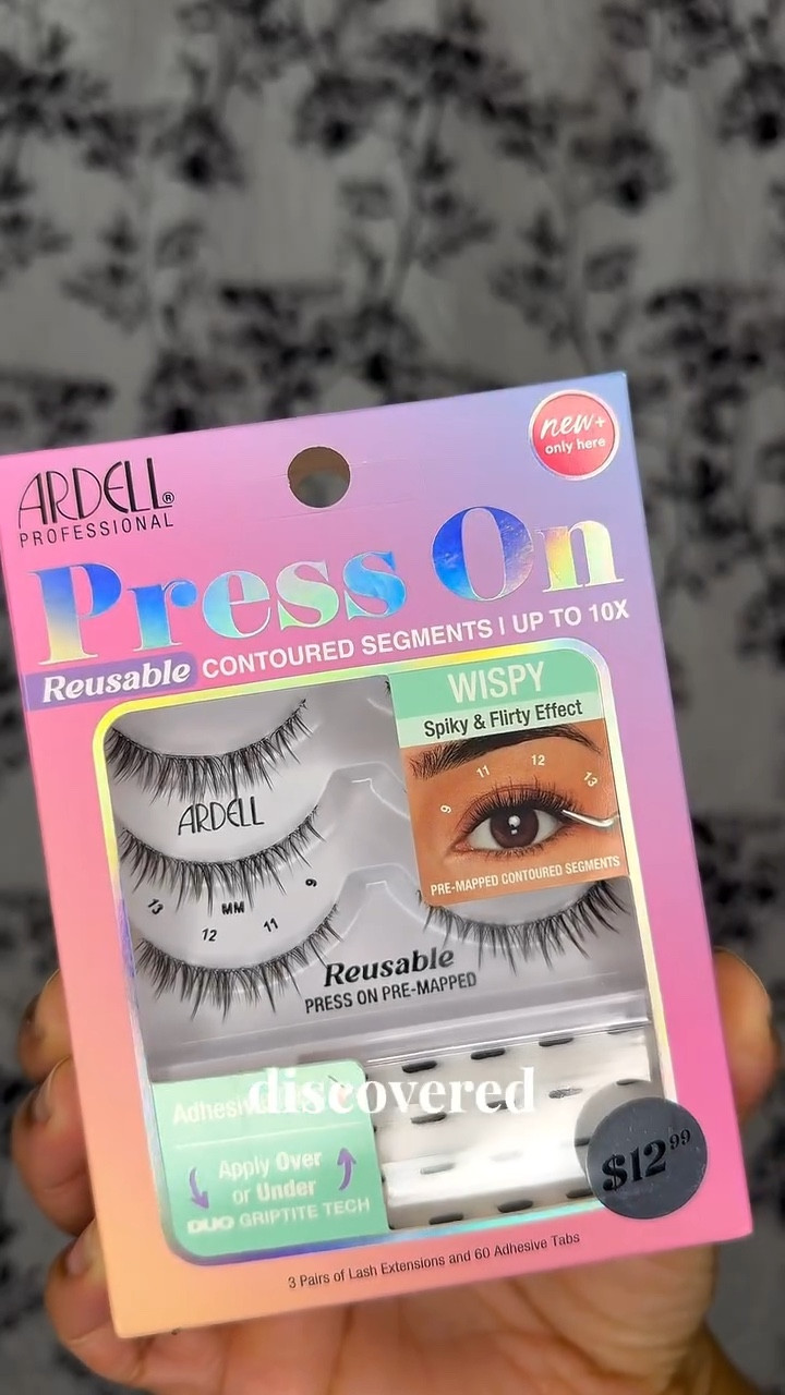 Trying to elevate my beauty routine as a mom of 3, and these Ardell Press-On Lashes from Ulta Beauty are a GAME changer. I put them on in under 2 minutes thanks to the pre-glued band—soft glam with zero stress. If lashes intimidate you… these might be your new bestie. 
@ardellbeauty @ultabeauty 

Are lashes a struggle for you too?

•
•
•

#ardelllashes #pressonlashes #ultabeauty #ultahaul #ultabeautyfinds #beginner #makeup #beauty #softlifemom
