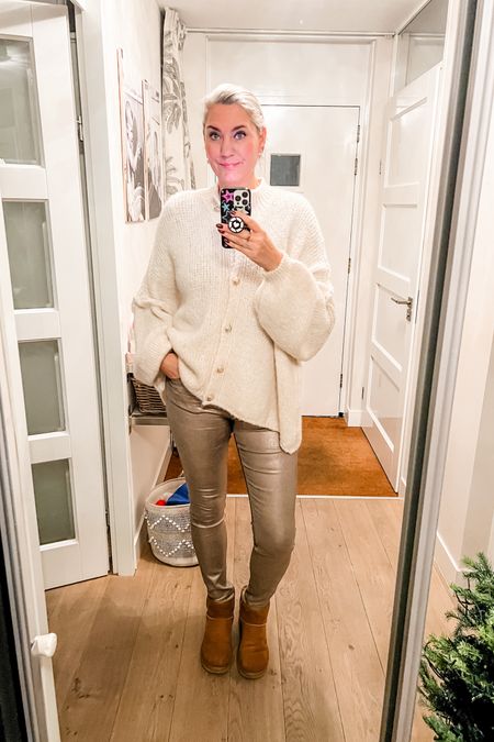 Ootd - Wednesday. A super oversized beige cardigan (Ambika, can’t link) paired with gold skinny pants (Norah, size 42, can’t link). Ugg classic boots. 



#LTKstyletip #LTKworkwear #LTKeurope