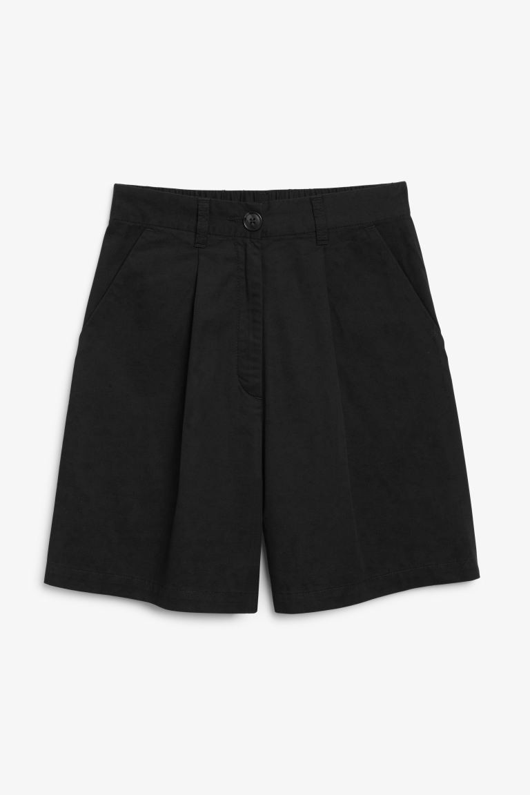 High waist pleated shorts | H&M (UK, MY, IN, SG, PH, TW, HK)