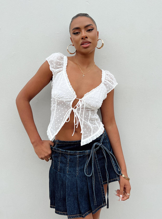 Elvia Top White | Princess Polly US