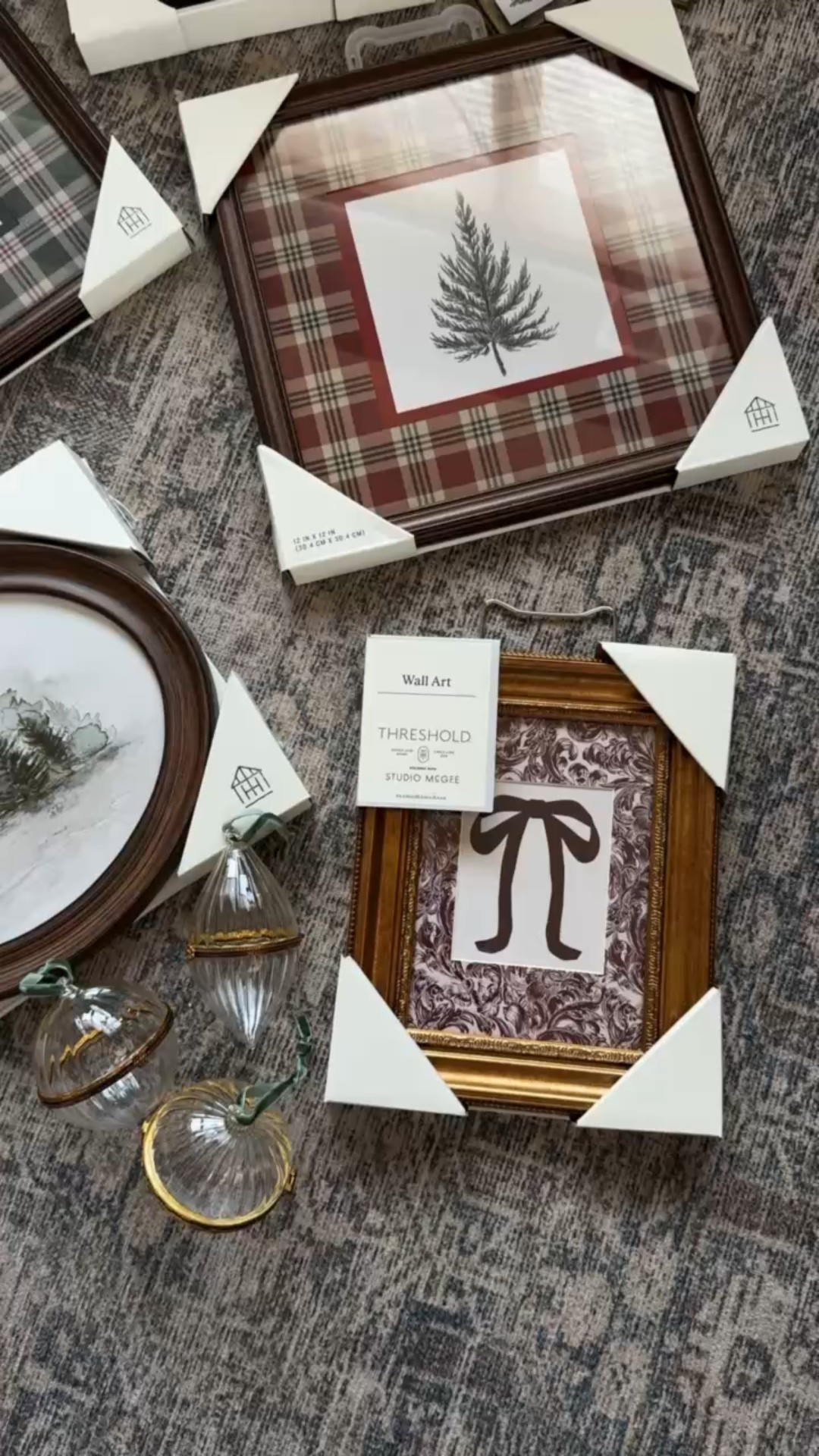 Target new home holiday arrivals that I grabbed for the Chic loft! Lots of Christmas art work, classic ornaments. 



#LTKFindsUnder50 #LTKHome #LTKHoliday