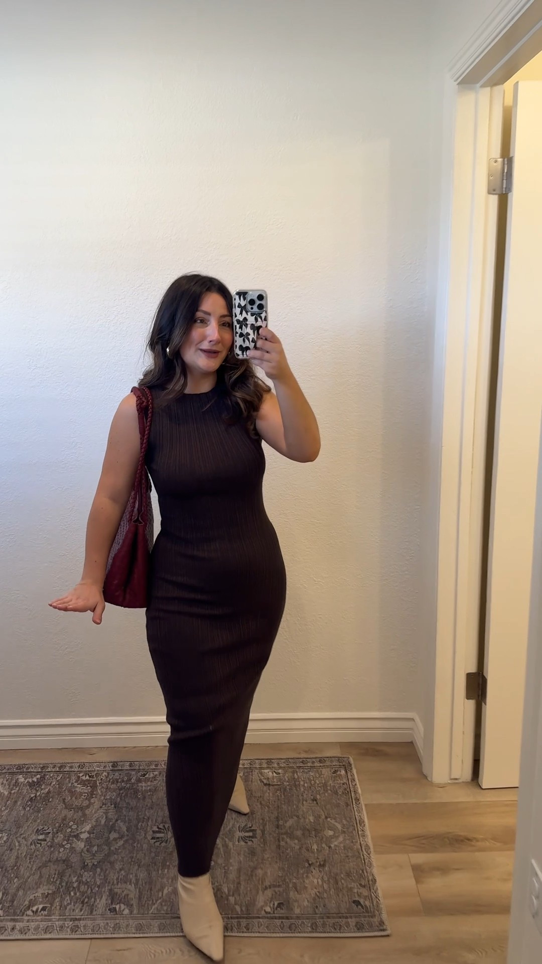 A statement piece that still feels timeless 100% Italian leather, handwoven texture, and rich merlot color that pops against fall neutrals! The large size fits everything without looking bulky! I own in 2 colors i’m obsessed!! 

@onequince #QuincePartner #LTKStyle #QuietLuxury

#LTKItBag #LTKmomlife #LTKgrwm