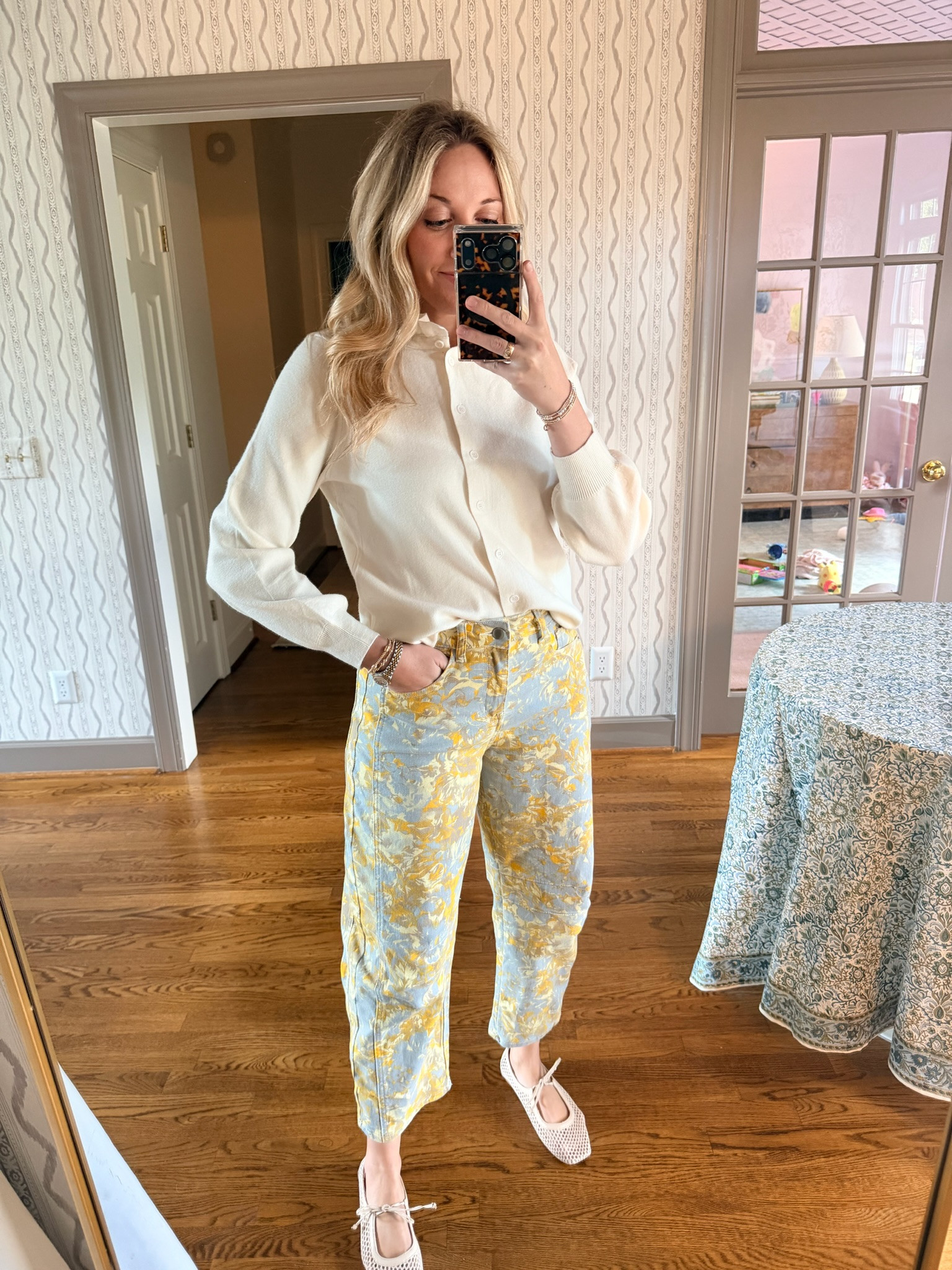 The perfect outfit for fall transition! This ruffle neck cardigan looks and feels so expensive & these jeans are the perfect pop of color you need for every outfit!

#AmazonFashion #AmazonFinds #TheSouthernSource 

 #LTKgrwm #LTKootd #LTKmorningroutine