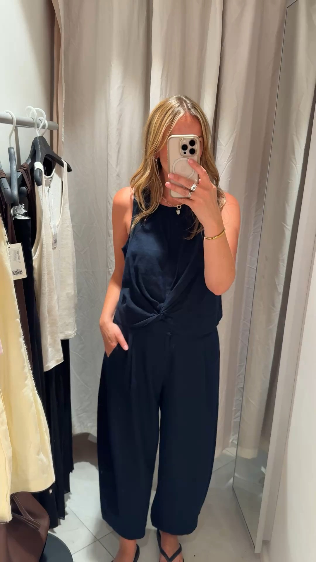 Some stock showing today in these trousers - I know some of you waiting 😉 
Light and flowy - I wear a U.K. 14 

Hush

#LTKsummer #LTKtravel #LTKworkwear