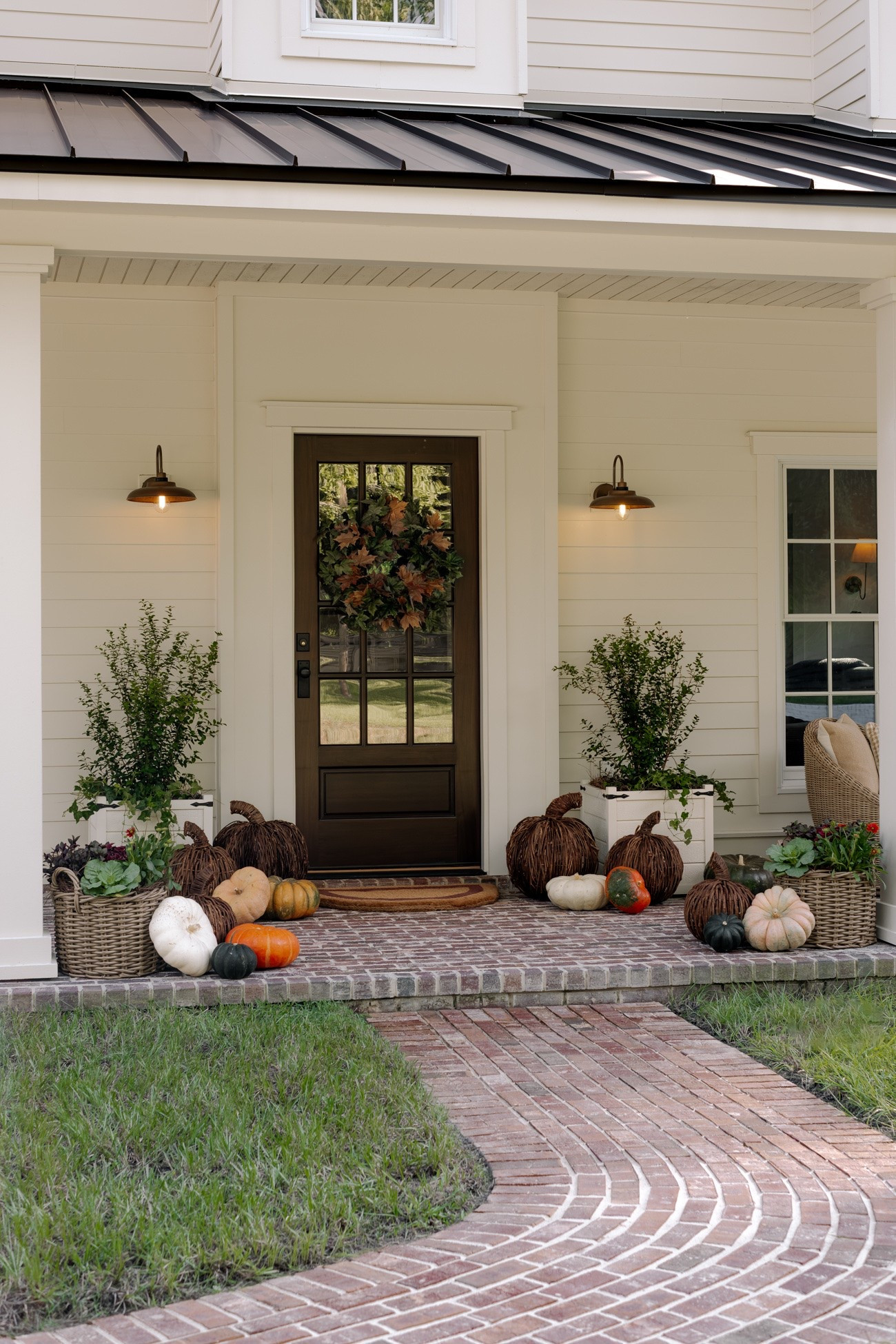 Fall Front Porch

#LTKHome #LTKSeasonal