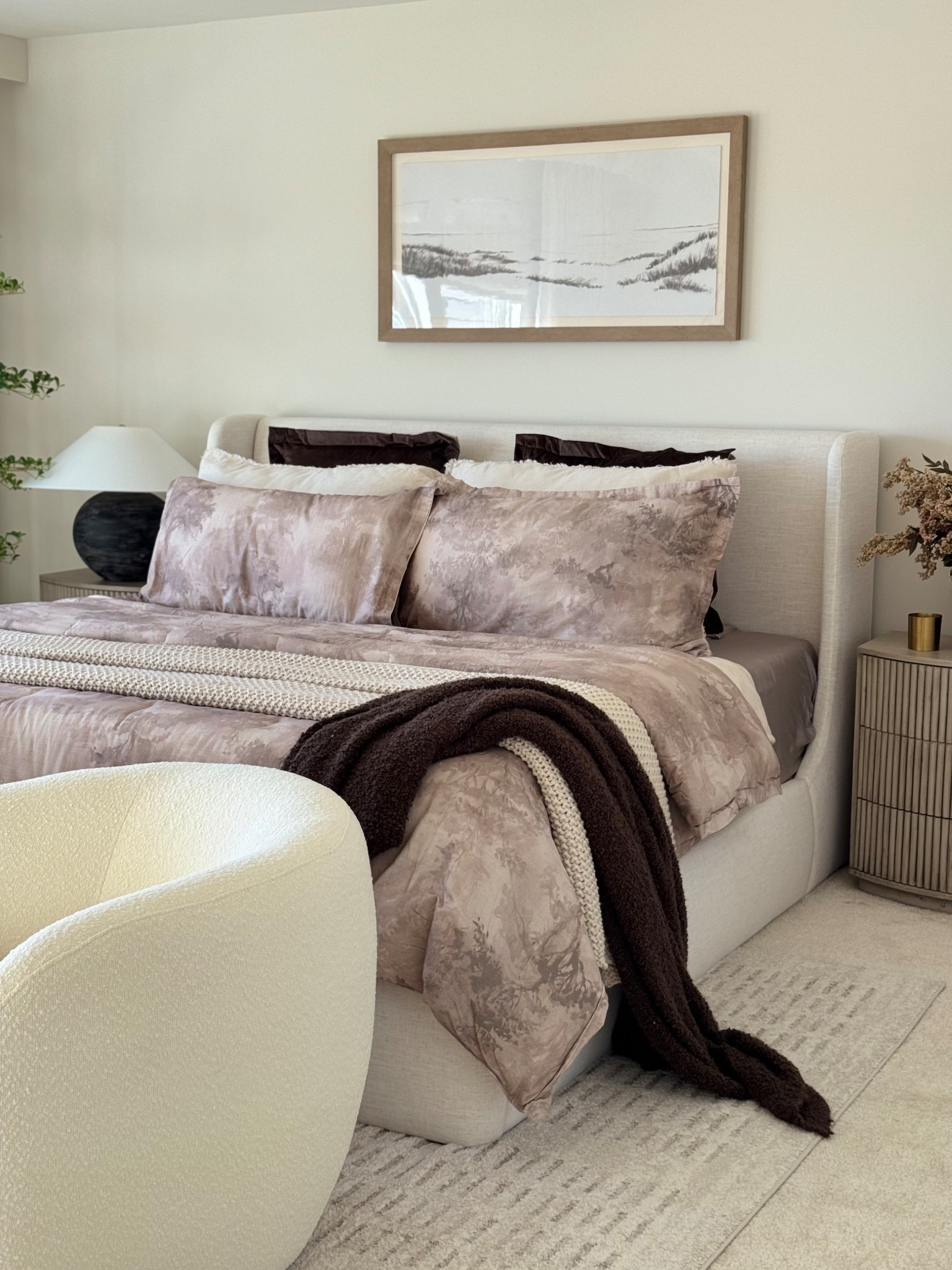 My new target bedding!! I’d 100% buy this bedding again. The tone is perfect for layering The simplest, most effortless refresh🧺

#LTKmorningroutine #LTKSpringSale #LTKHome