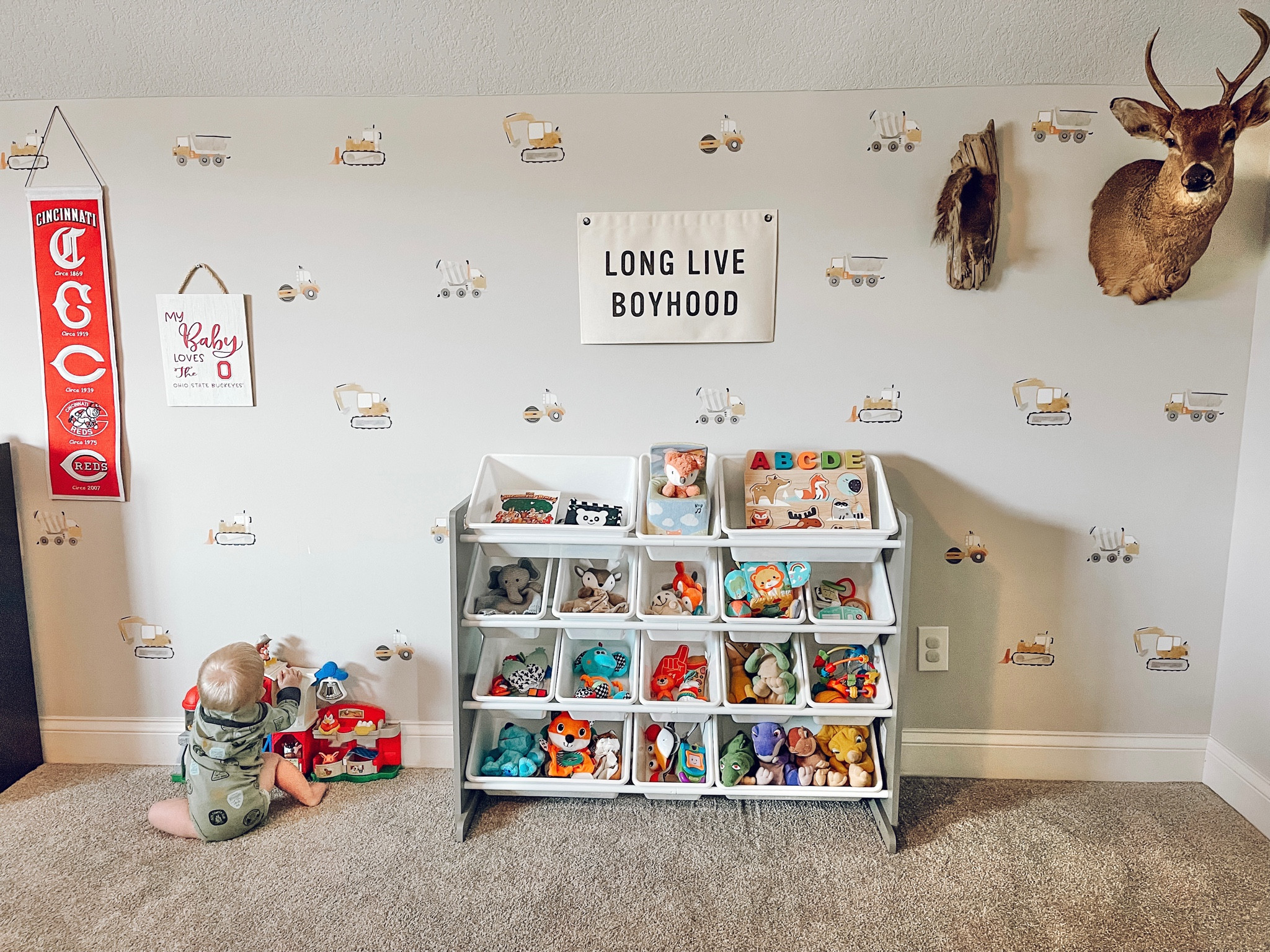 Wall Decals, easiest “wallpaper” without the hassle 🙌🏼 bonus room/play room #walldecals #kidsdecals #peelandstick

#LTKfamily #LTKbaby #LTKkids