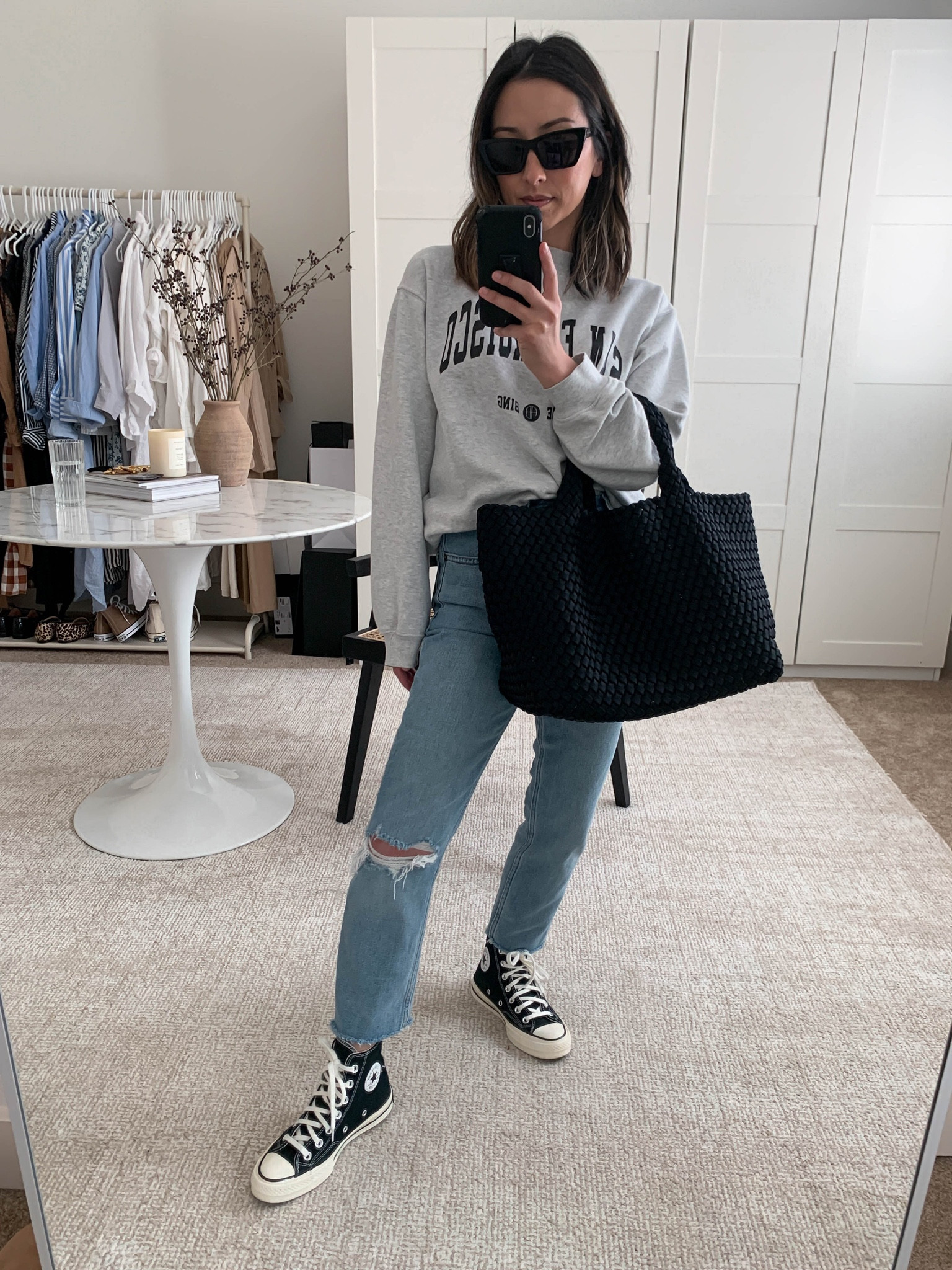 Daily #ootd. Anine Bing sweatshirt. 

Sweatshirt - Anine Bing xs (sold out)
Jeans - Re/Done 24 (old)
Sneakers - Converse 5
Tote - Naghedi medium
Sunglasses - YSL