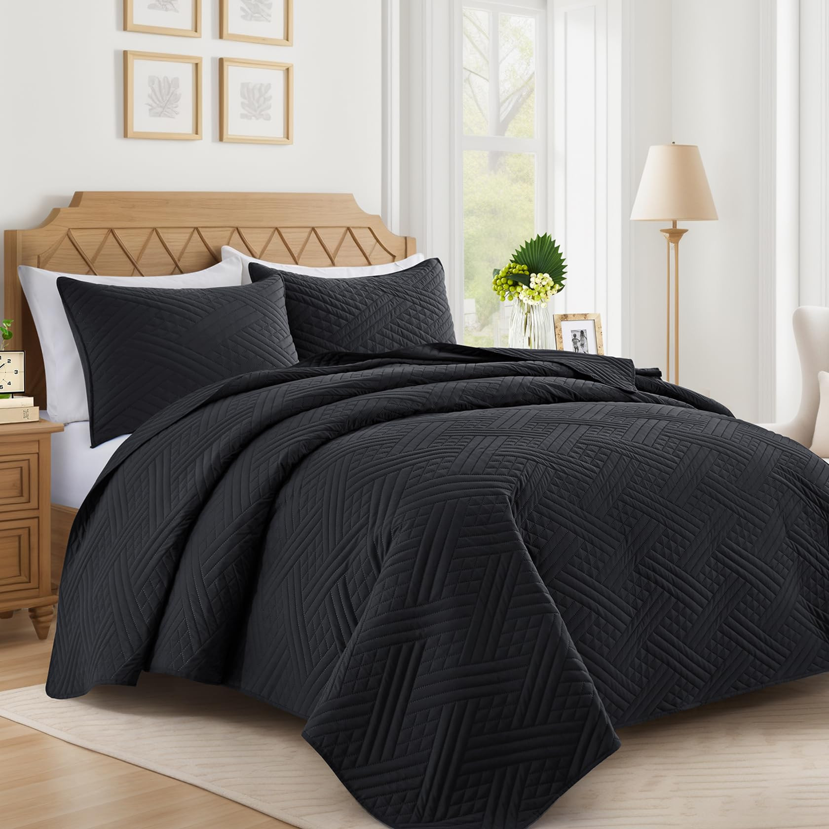 Lavsiry Black Quilt Queen Size with Striped Pattern, Lightweight Soft Summer Thin Microfiber Beds... | Amazon (US)