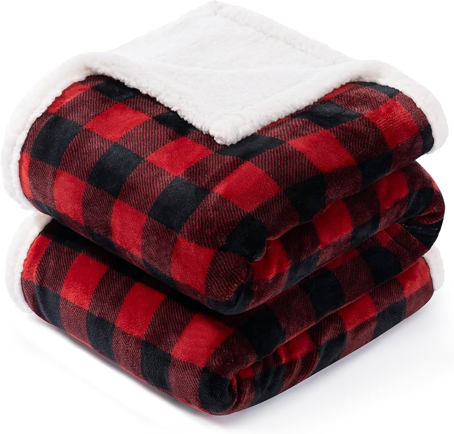 BEAUTEX Christmas Sherpa Fleece Throw Blanket, Super Soft Warm Buffalo Plaid Plush Blankets and T... | Amazon (US)
