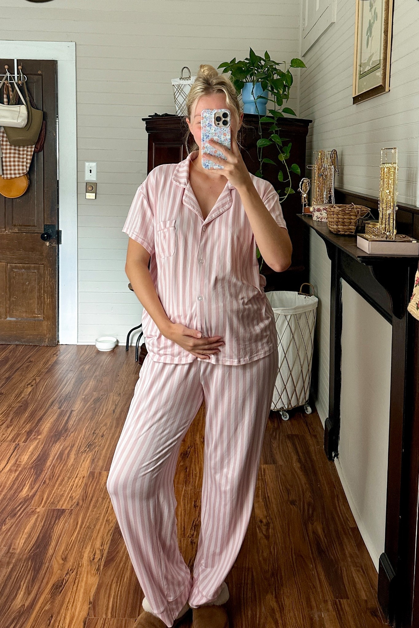 my pjs 💗 these are out of stock but I linked a similar pair from the same brand 

#LTKStyleTip #LTKSeasonal #LTKFindsUnder50