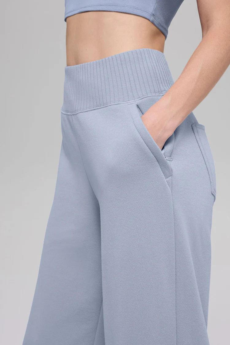 Serenity Wide Leg Sweatpant | Alo Yoga (US)