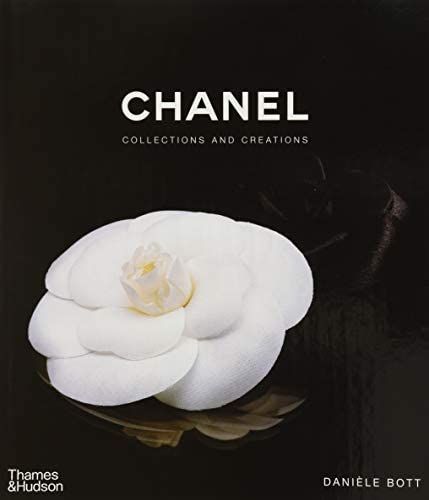 Chanel: Collections and Creations: Daniele Bott: 9780500513606: Books - Amazon | Amazon (US)