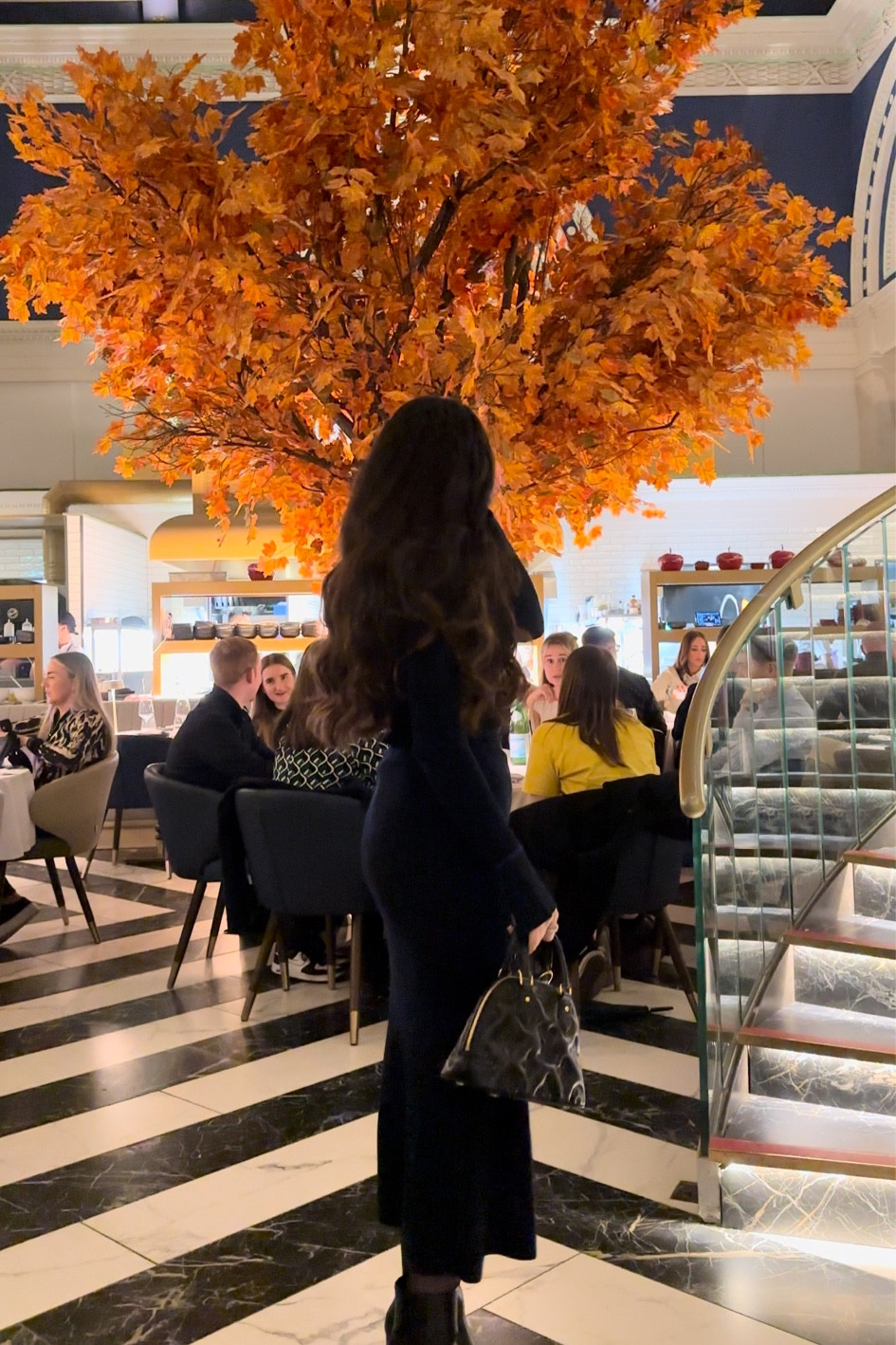 Dinner outfit 🤍💌🍂 

#LTKU #LTKbeauty #LTKSeasonal