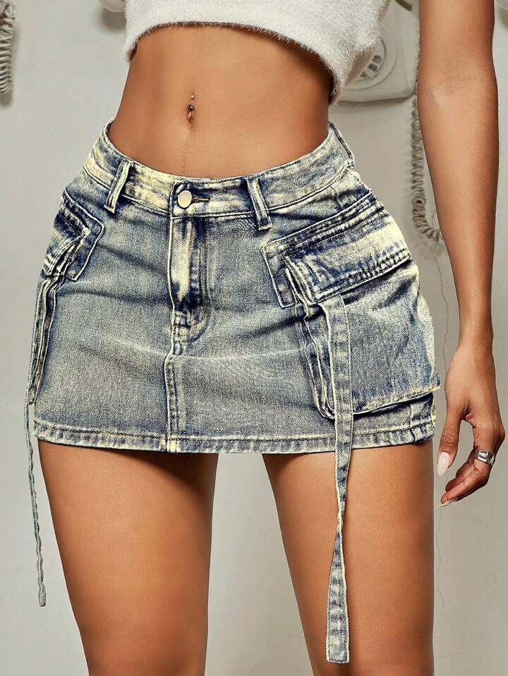 Street Flap Pocket Tape Detail Cargo Denim Mini Skirt | SHEIN