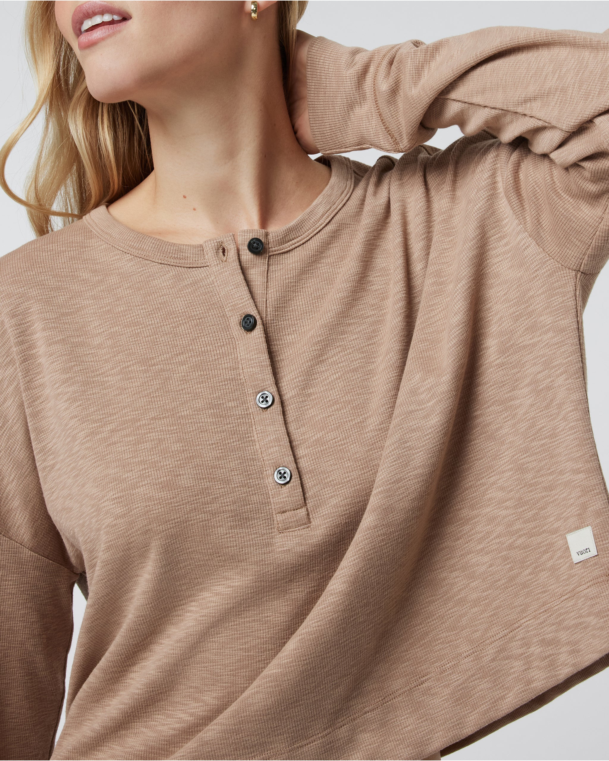 Long Sleeve Sunrise Oversize Henley | Vuori Clothing (US & Canada)