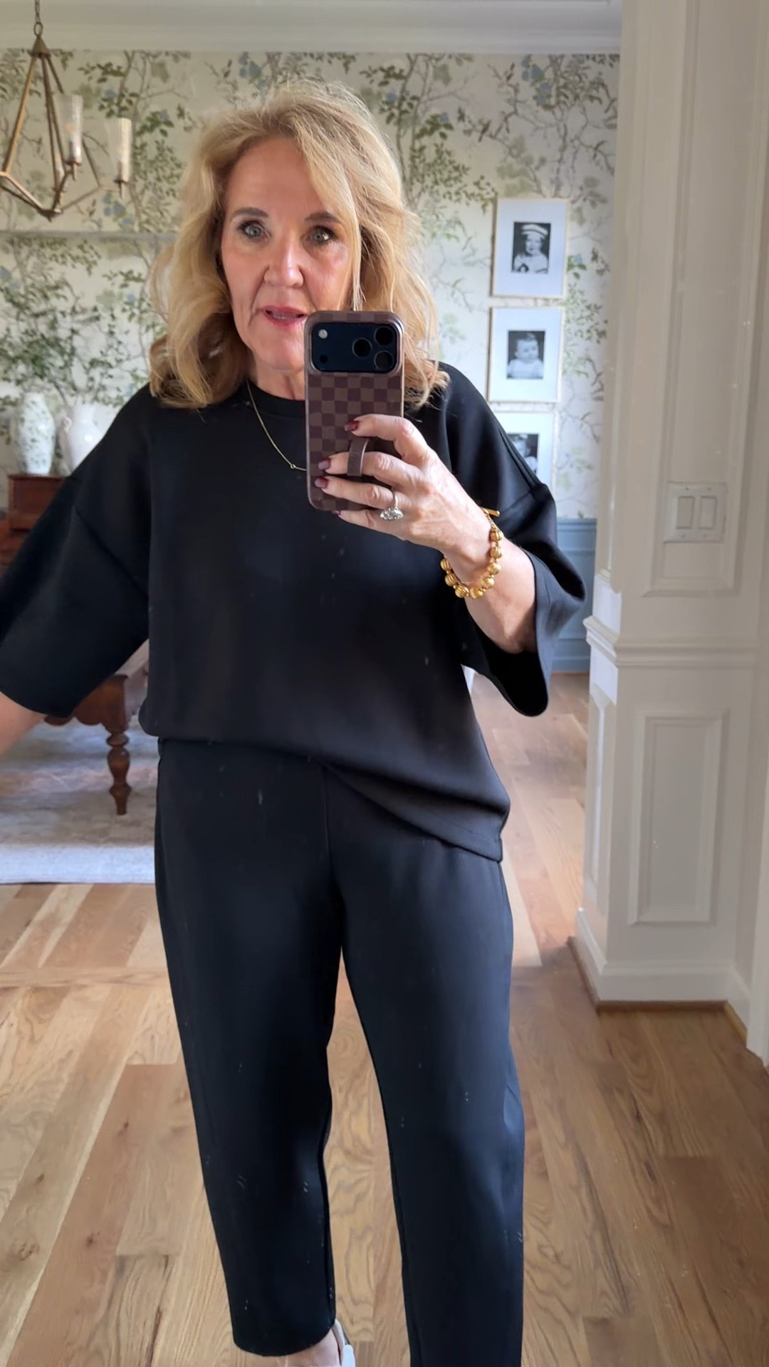 Spanx air essential 15% off for new customers only code NANETTEXSPANX 

Size medium top 
Size medium petite bottom 

#LTKTravel #LTKOver40 #LTKPetite