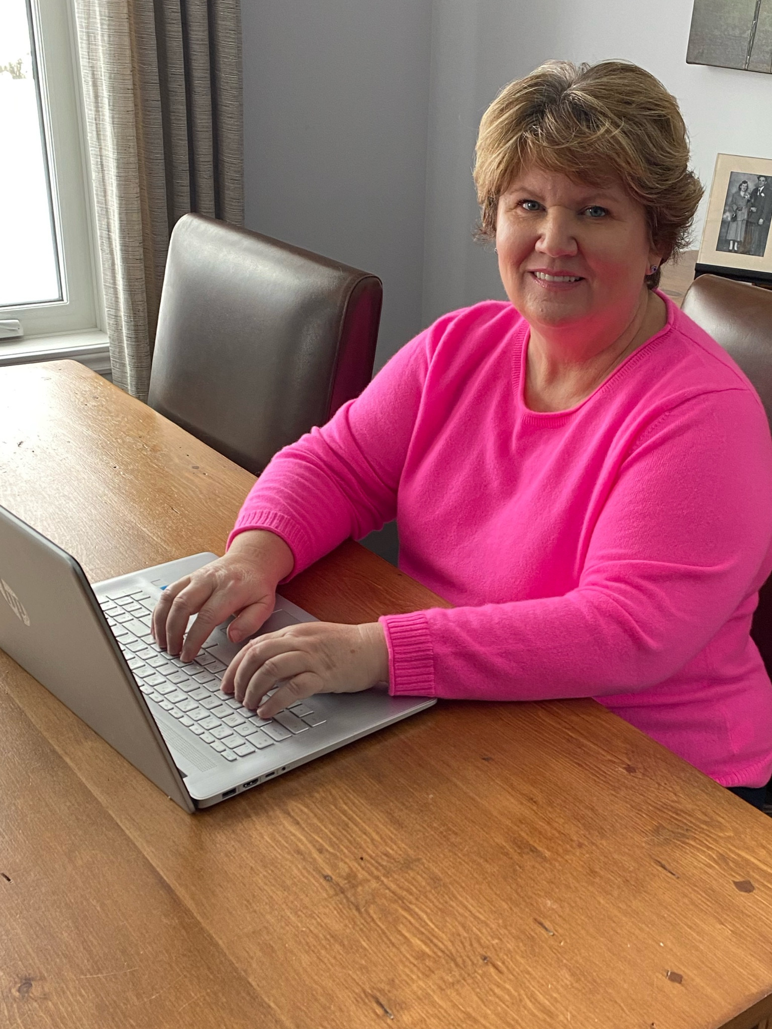 I’m busy working today and my beautiful cashmere sweater from Talbots is keeping me cozy. It fits true to size. I’m wearing a 3X Plus Petite. The arm length is perfect. It’s on sale today and available in many gorgeous colours with sizes ranging from 0 - 3X in regular and petite sizes.
#talbots #cashmeresweater #petiteplus 


#LTKunder100 #LTKsalealert #LTKcurves