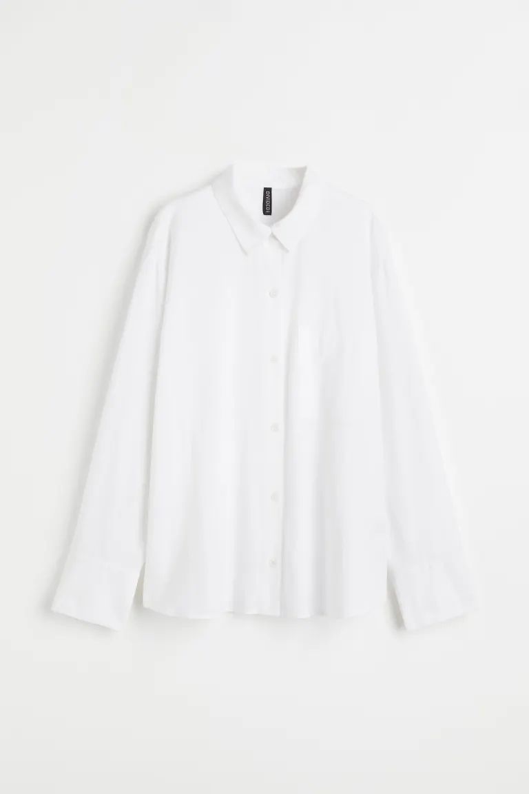 Relaxed-fit shirt in poplin made from a linen and cotton blend. Collar, buttons at front, and yok... | H&M (US)