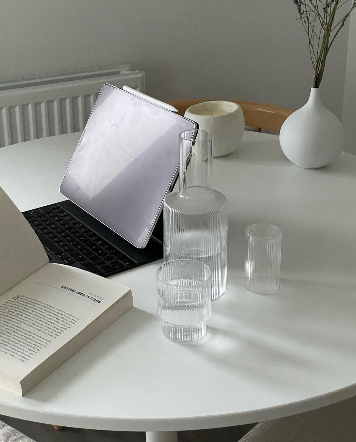 spring home decor ideas, summer home refresh, minimalist home decor for spring, floral decor ideas, outdoor patio ideas, cozy backyard makeover, trending wall colors for spring, summer tablescape inspiration, decluttering for spring, breezy curtains for summer, indoor plants for warmer weather, small space summer decorating tips 

 #LTKSpringSale #LTKSeasonal #LTKHome