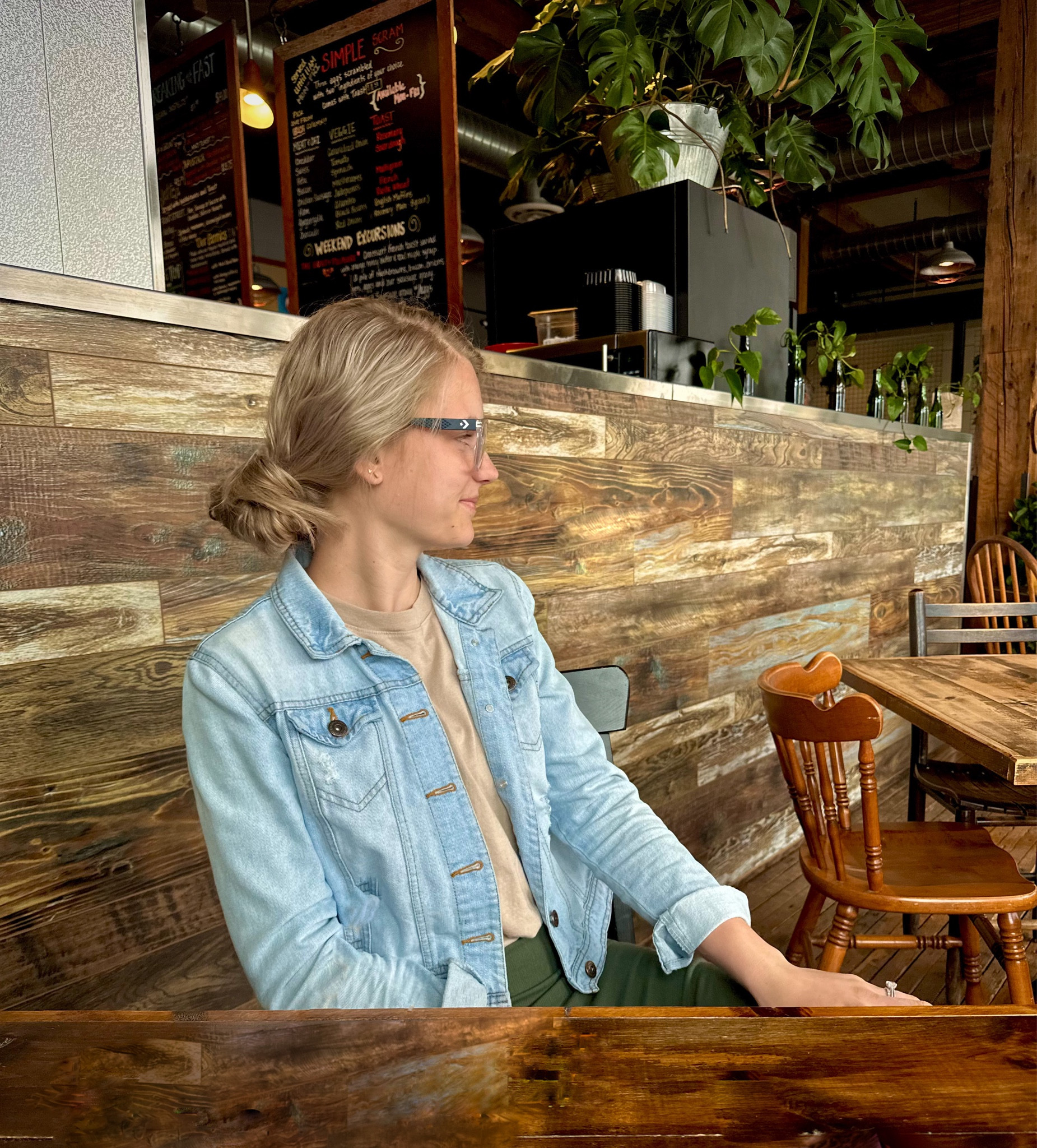 I have been loving this @fabletics skirt lately! ( I have it in two colors )

The ribbed fabric is so flattering along with a slit to show off a little leg. 

Looks like it is out of stock, but you can find so many different colors of this skirt on Poshmark that are gently used. Search: Fabletics High Waisted Ribbed Seamless Skirt

#LTKFind #LTKunder100 #LTKfit