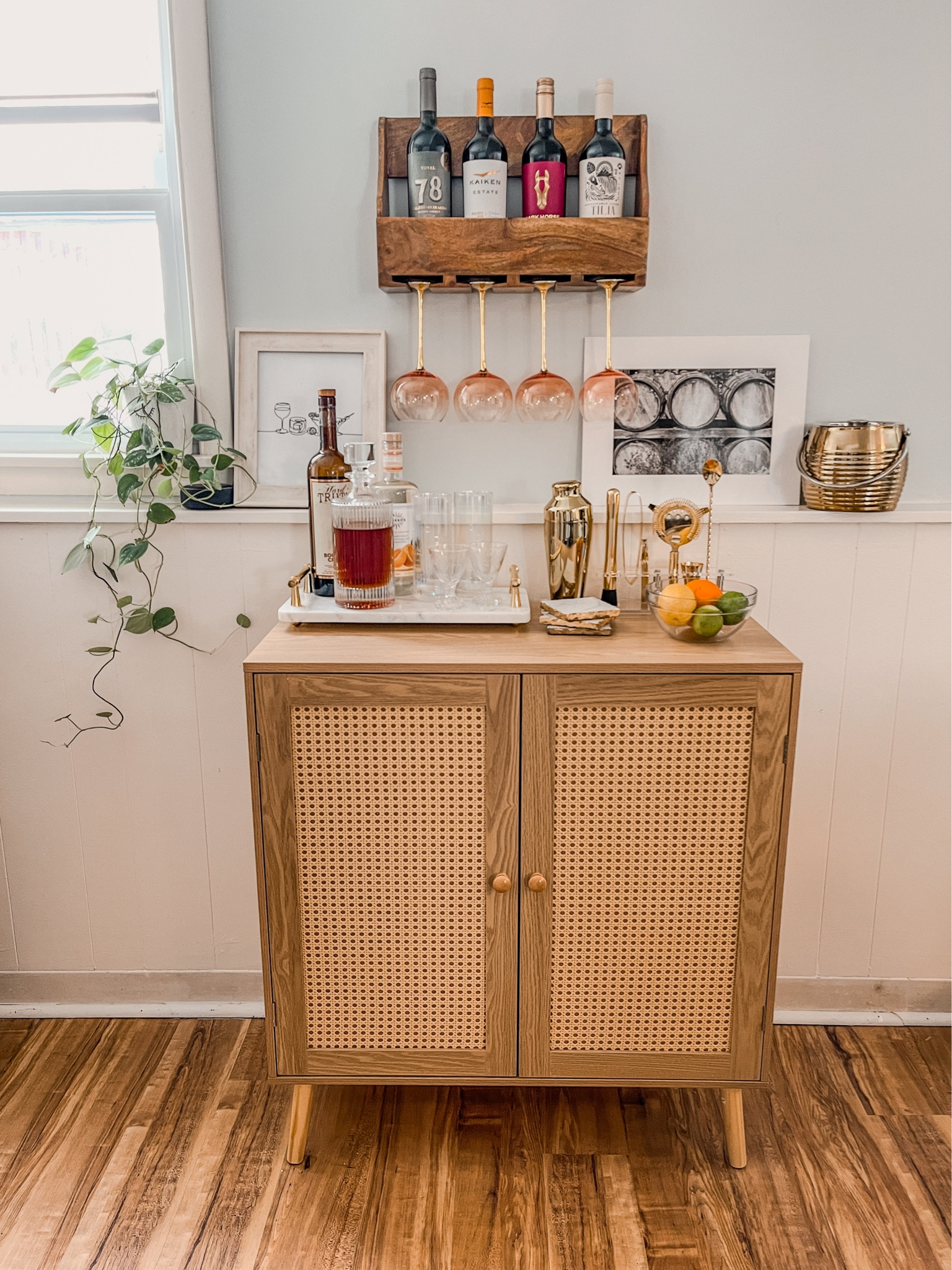 Bar cart details



#LTKstyletip #LTKhome #LTKparties