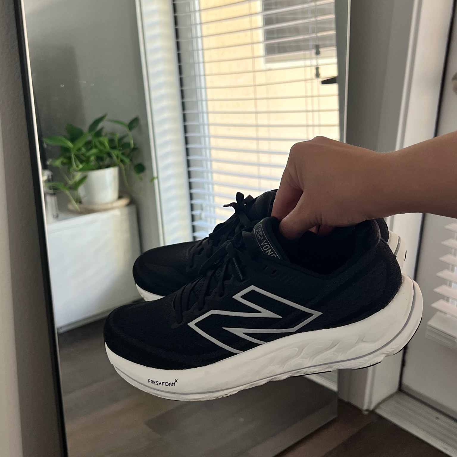 Perfect for your 12hr shifts 🤍

#LTKGiftGuide #LTKStyleTip #LTKActive