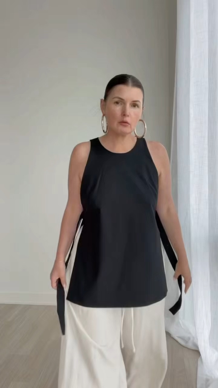 Both top & satin effect balloon pants run true to size.

Double is mid weight & double lined. Great quality. Also comes in tan … I probably need that lol

#LTKgrwm #LTKootd