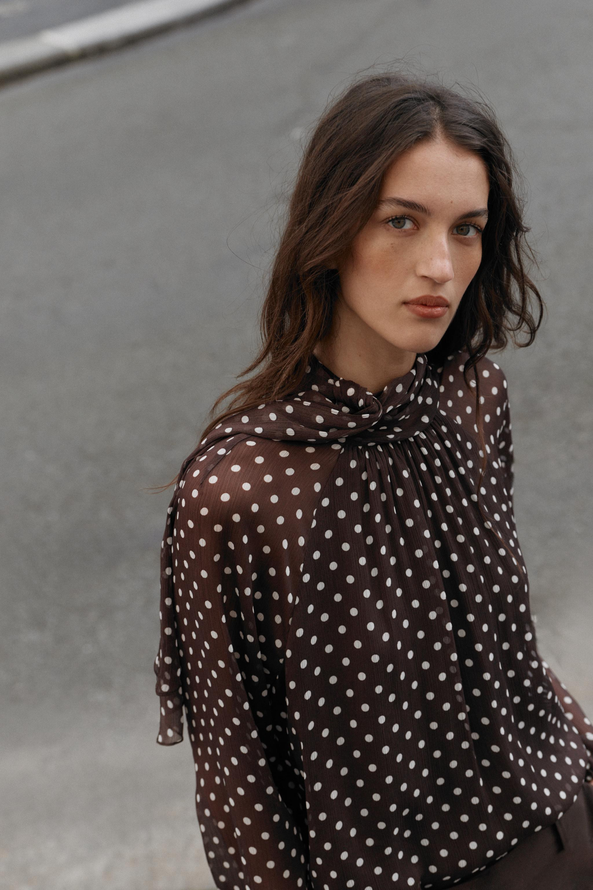 POLKA DOT BLOUSE WITH BOW | Zara US
