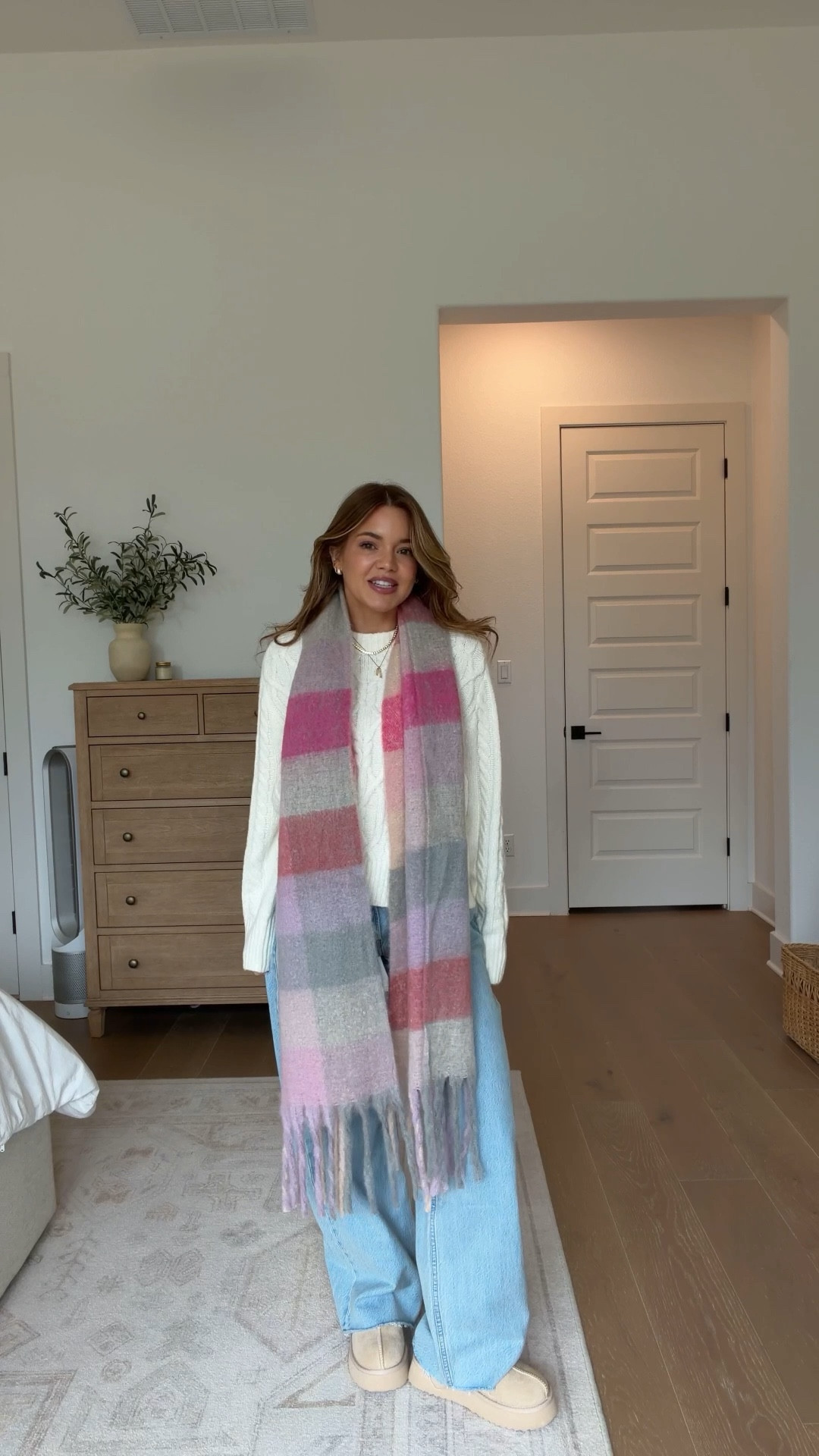 sweater: small // jeans: 24 regular 