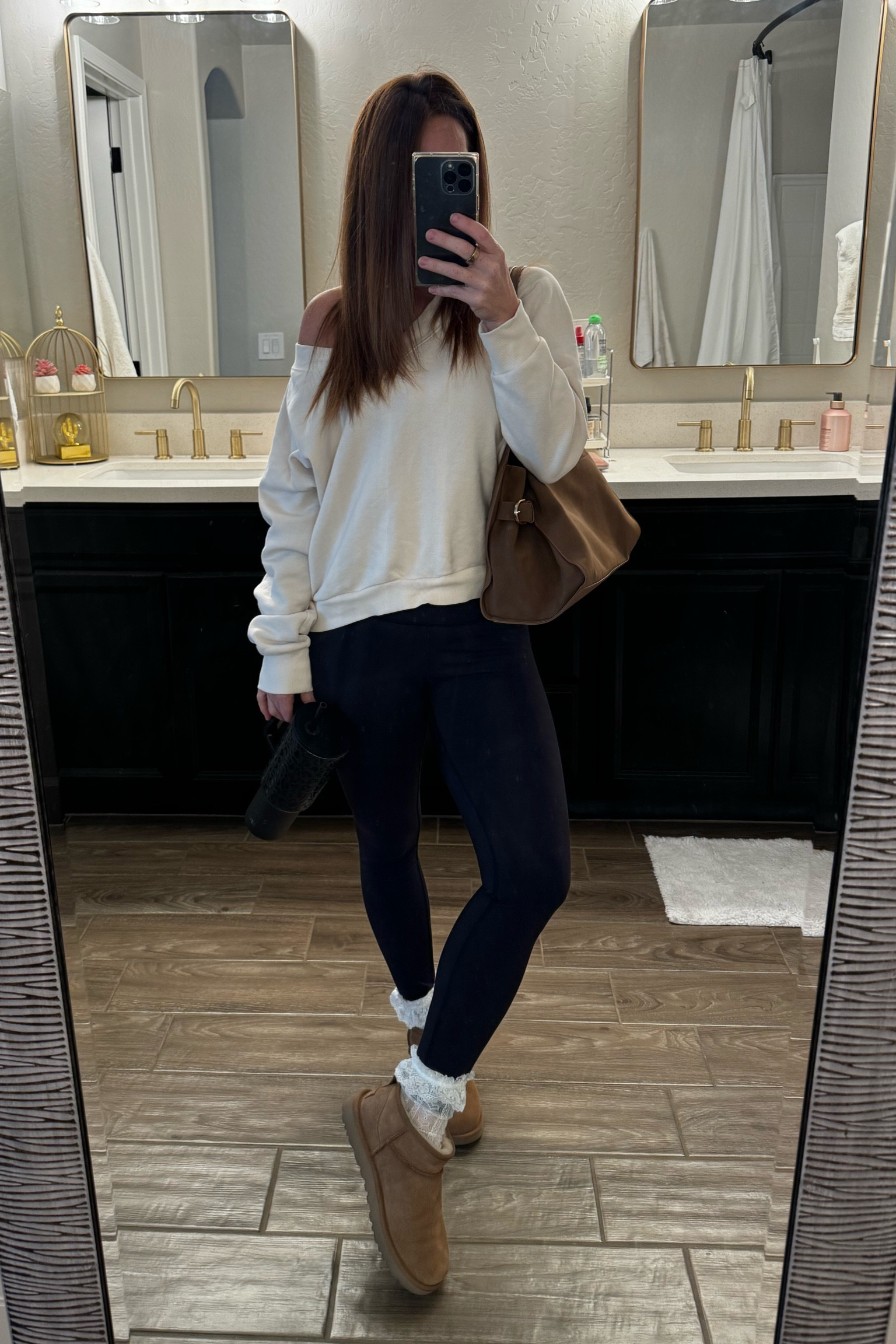 Comfy errands day

#LTKShoeCrush #LTKSeasonal #LTKStyleTip